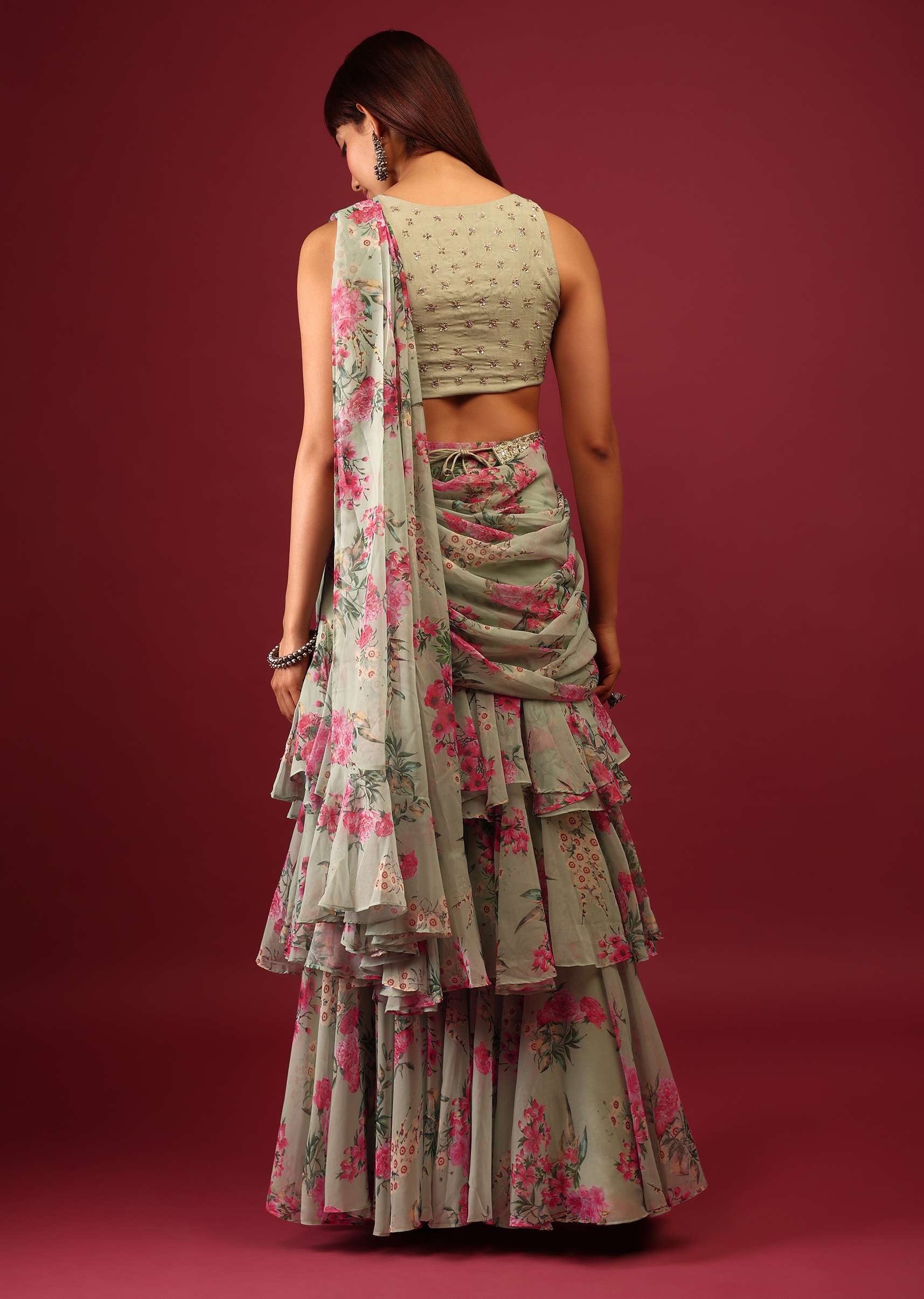 green_floral_print_pleated_saree_in_layered-sg104027_7_69bd96b1-e01e-4697-bbbc-1fde78444ac0.jpg