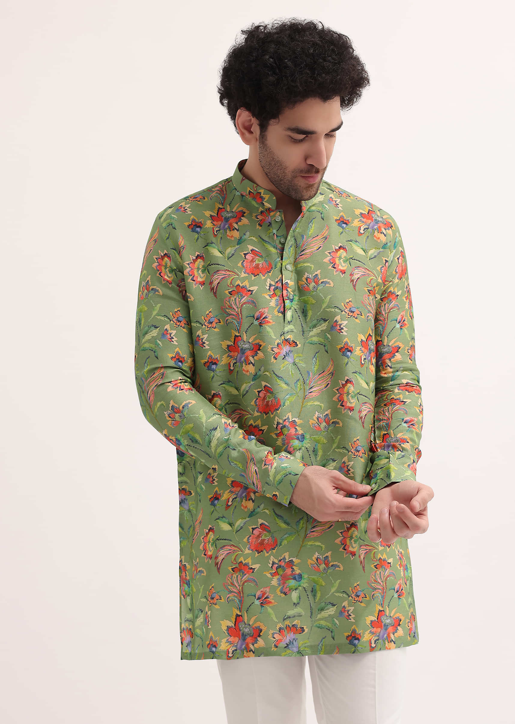 green_floral_printed_silk_short_kurta_set_for_men-sg229382_4_15fee8b5-a1b8-4f1c-81ea-8d6ff0257d42.jpg