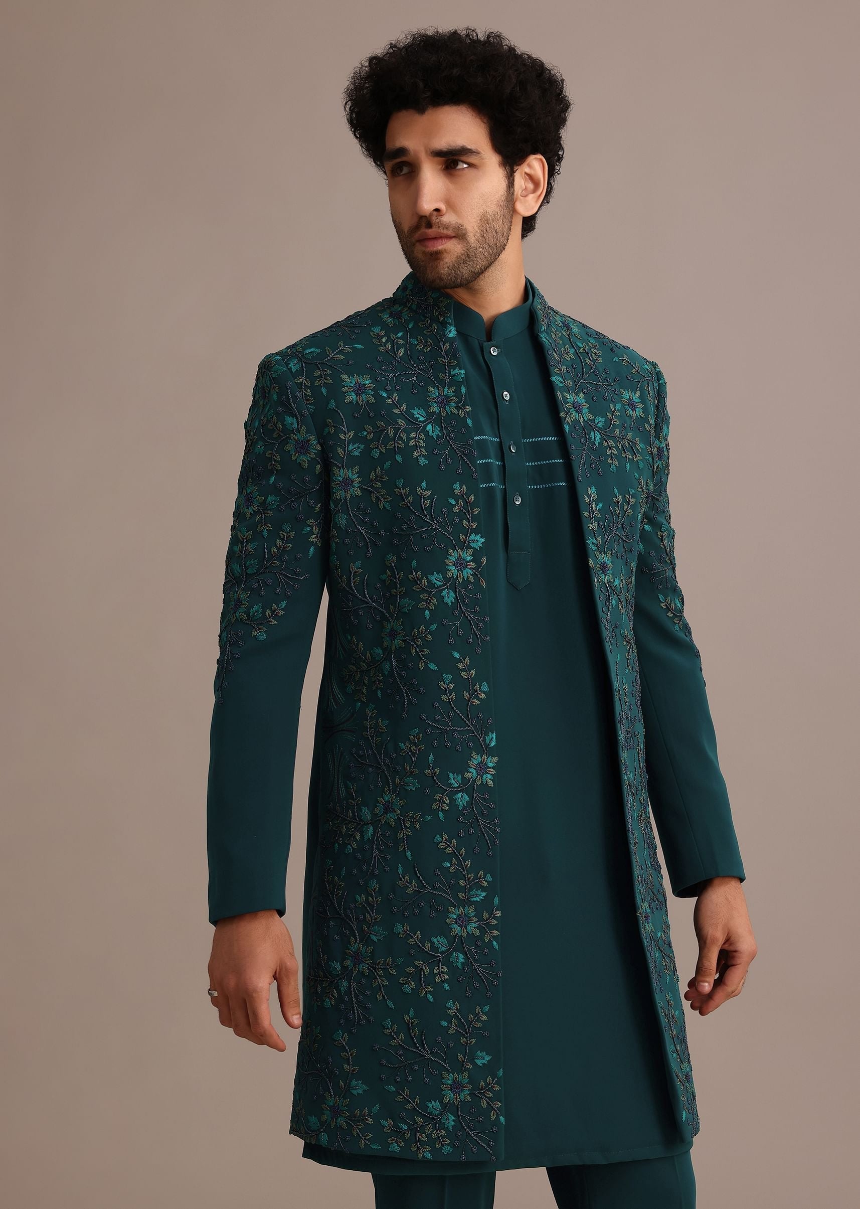 green_hand_embroidered_indo_western_suit-sg253079_8_26f5a2ed-4194-453f-8a87-d8c9698e1312.jpg