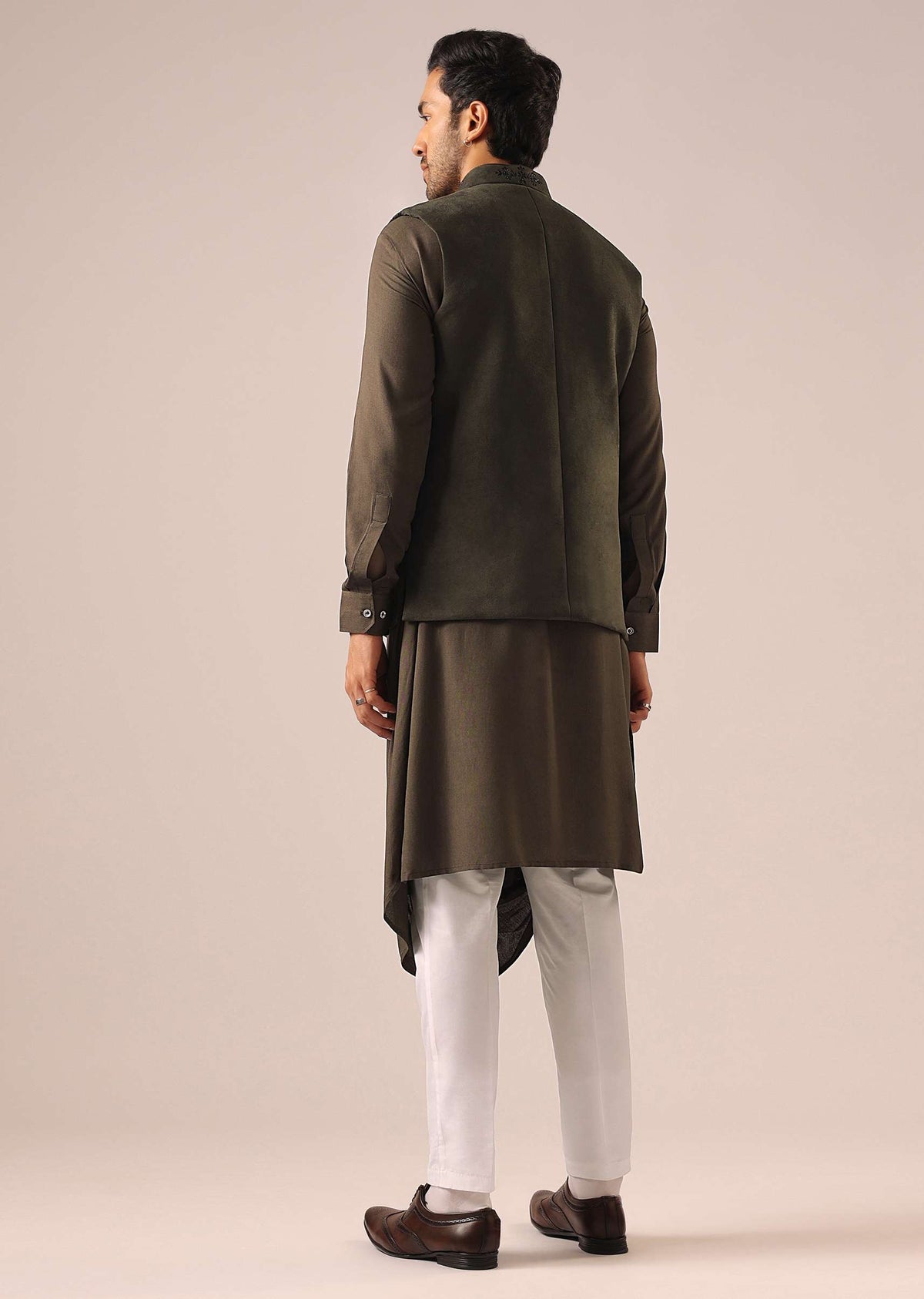 green_jacket_and_cowl-sg178686_3_8e965fda-e1a4-4762-902f-45e500f3b779.jpg