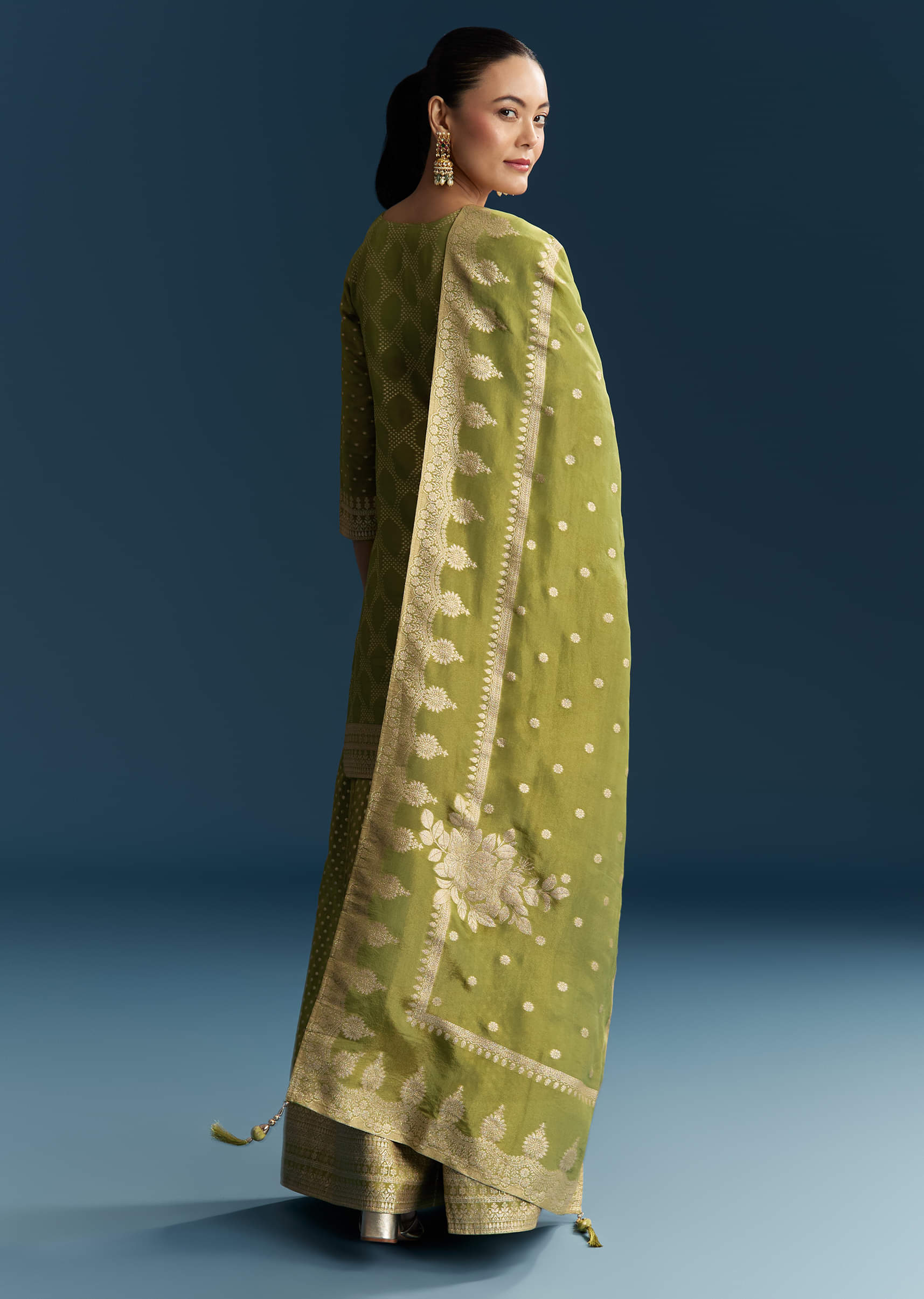 green_jacquard_palazzo_suit_with_banarasi_jacquard-sg343598-6_2.jpg