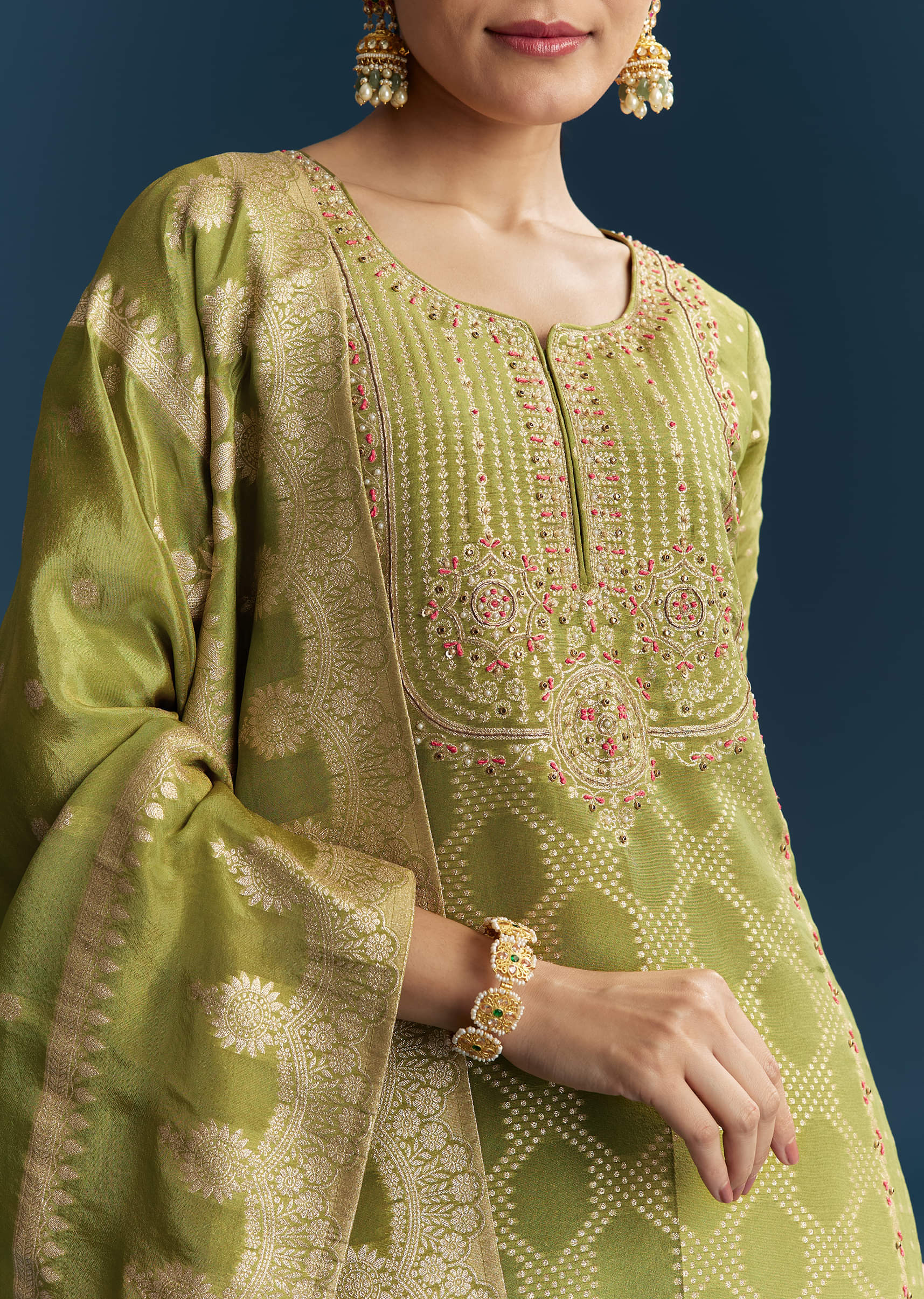 green_jacquard_palazzo_suit_with_banarasi_jacquard-sg343598-6_5.jpg
