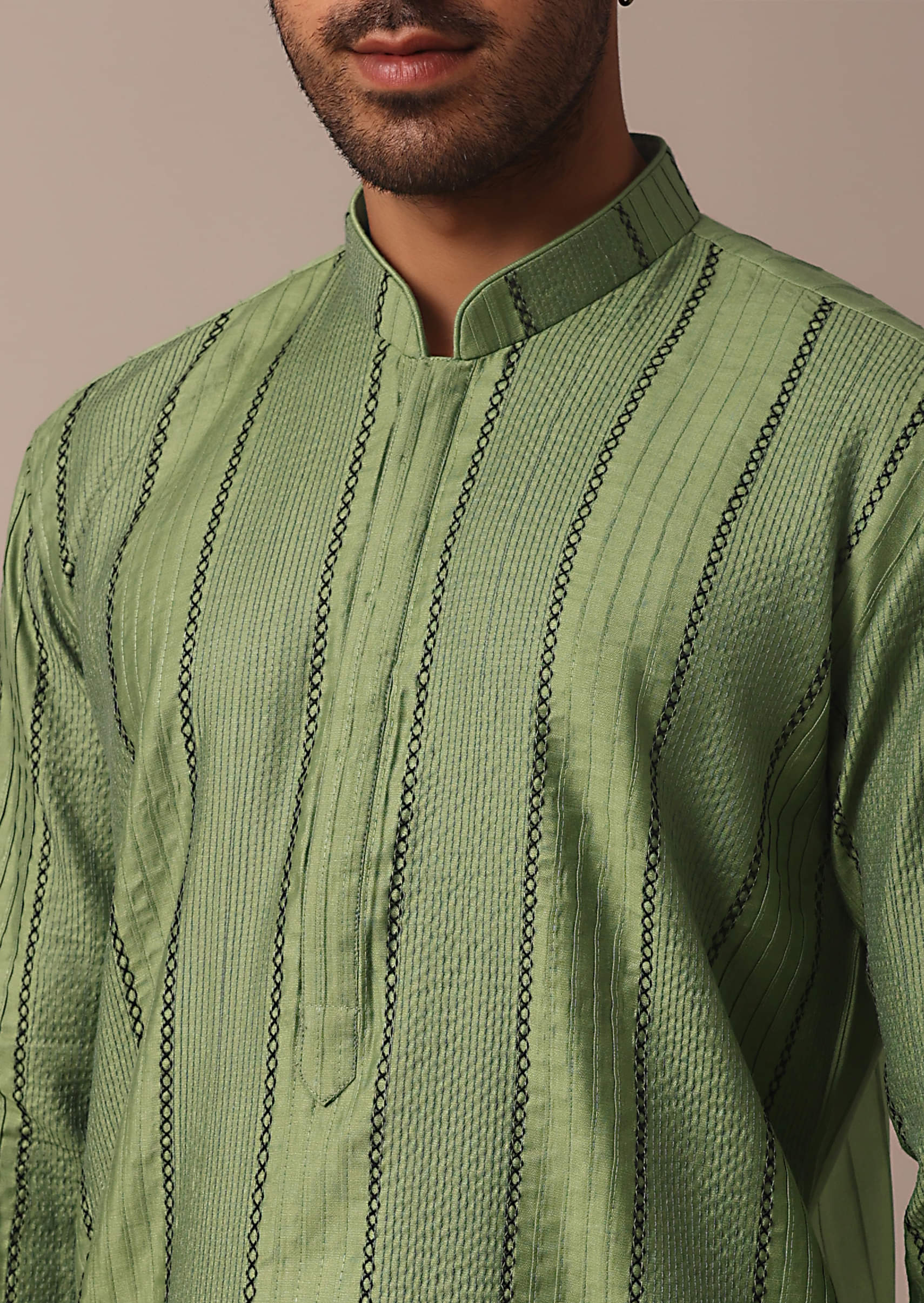 green_kurta_set_with_intricate_thread_work-sg215248_3_5fe4f6db-7619-48ef-84c1-d55ed702676c.jpg