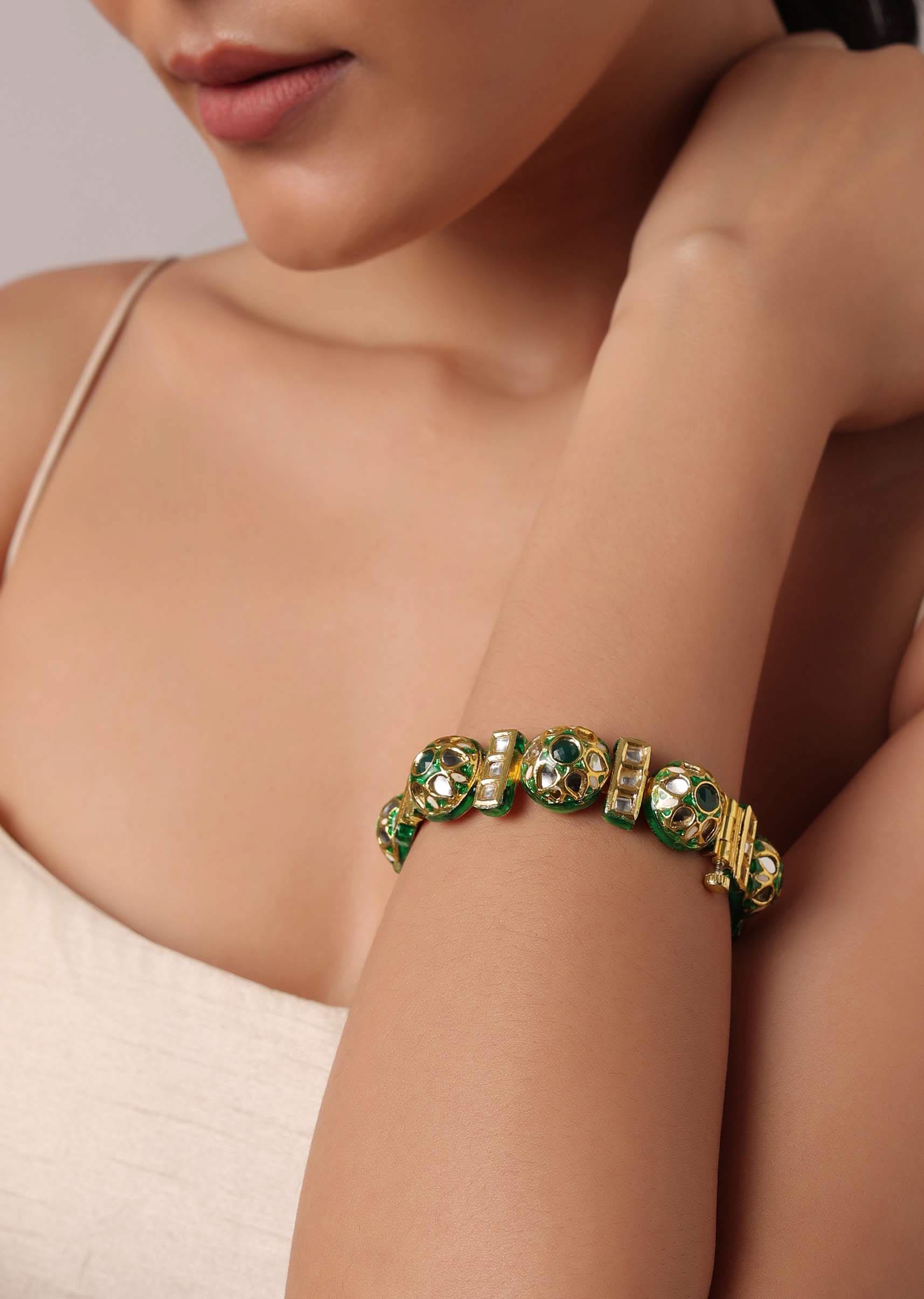 green_meenakari_bangle_with_studded_kundan-sg180735_3_9bbaaf9b-641d-42c8-b56f-203d8f822005.jpg