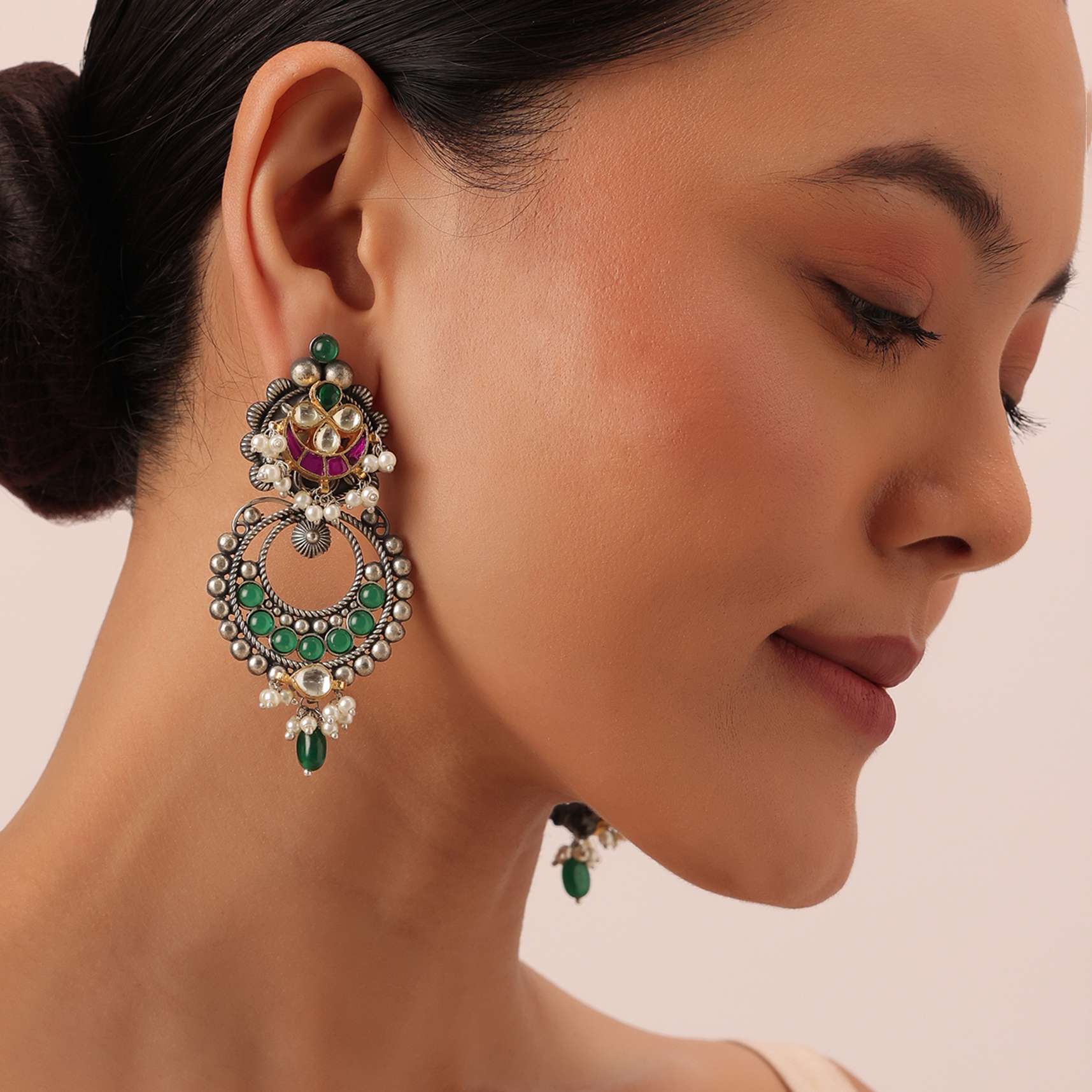green_oxidsed_earrings_with_meenakari_detail_and_floral_top-sg202713_5_9bf189fb-df54-4160-a797-324019ef9e08.jpg