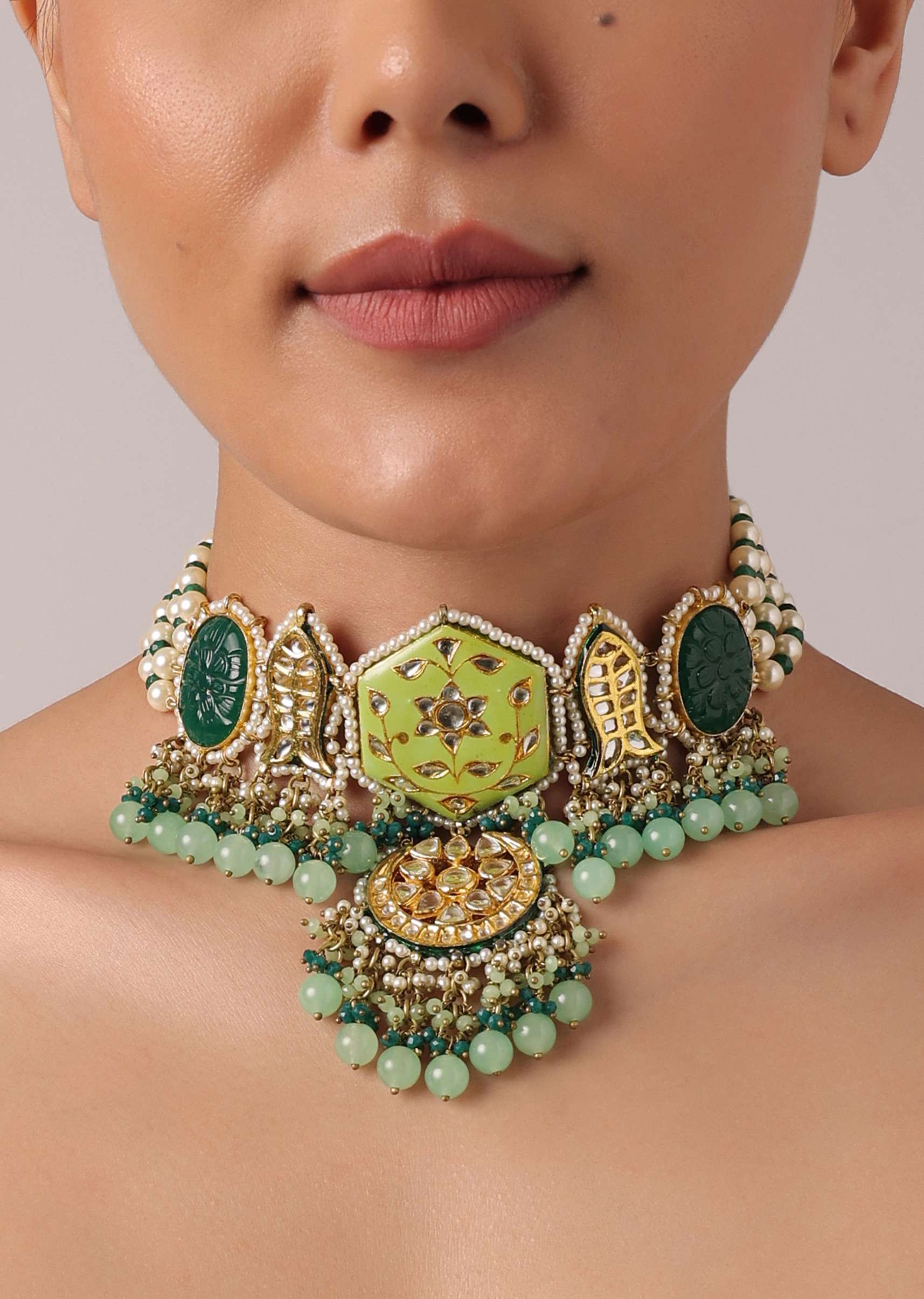 green_pendant_choker_set_with_bead-sg194337_4_0b996af8-4714-460e-a033-085abe34bb2d.jpg