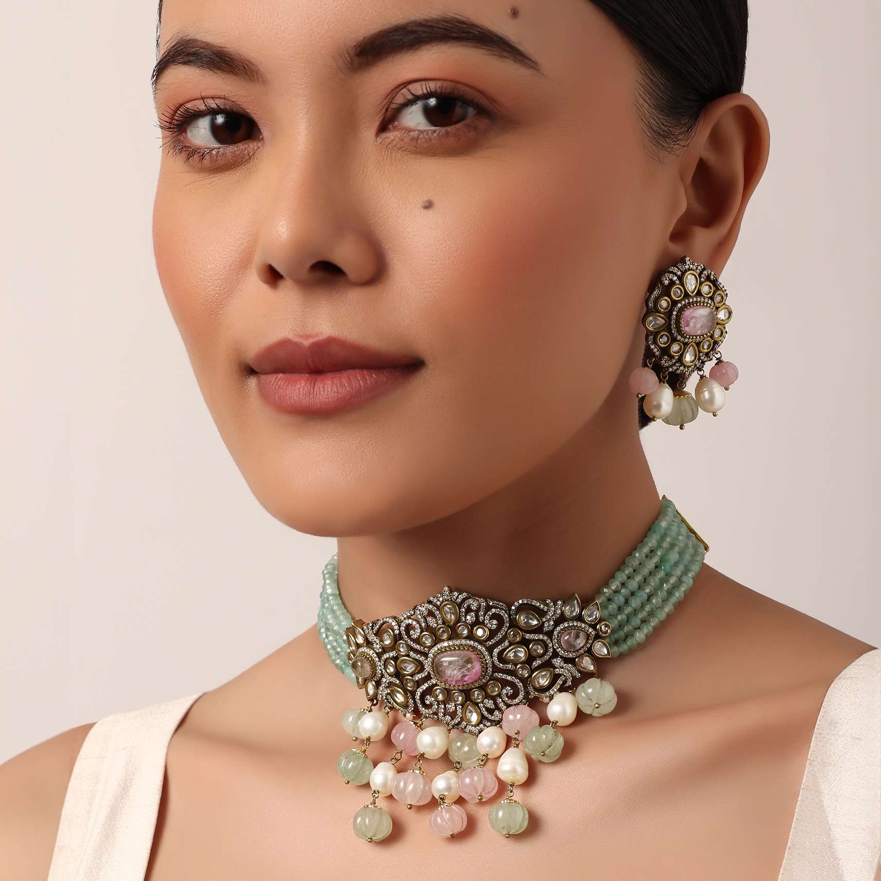 green_polki_mossanite_choker_set_with_green-sg196474_12_2dcb1ae7-da57-4d62-9354-ed9df3c6268e.jpg