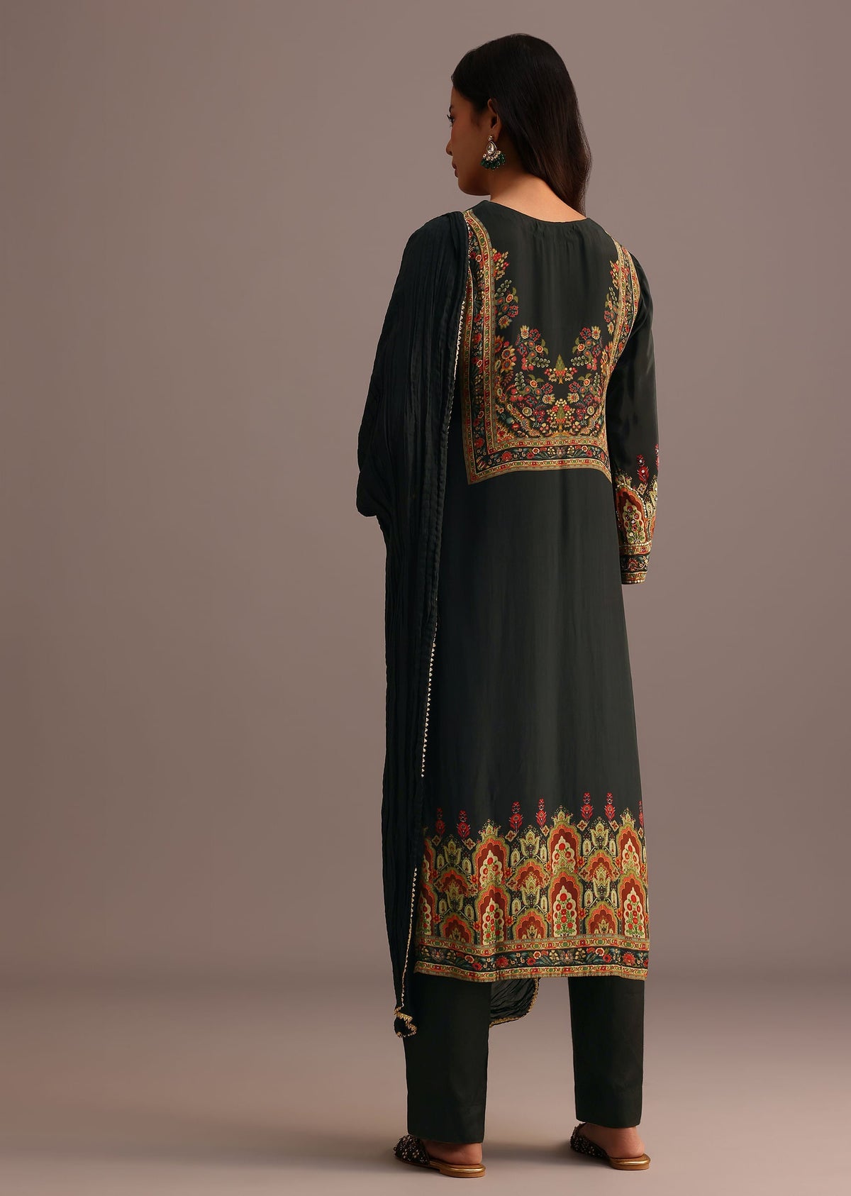 green_printed_kurti_pant_set_with_dupatta-sg272862_6_aca1a6c1-a64e-471d-87f3-4a43a26f59ff.jpg