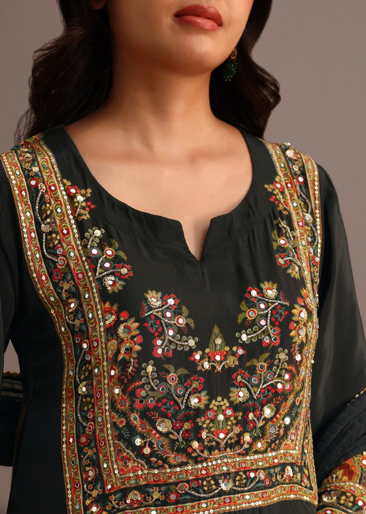 green_printed_kurti_pant_set_with_dupatta-sg272862_7_f30c55dc-9417-492c-b97b-eaa0c5623cf8.jpg