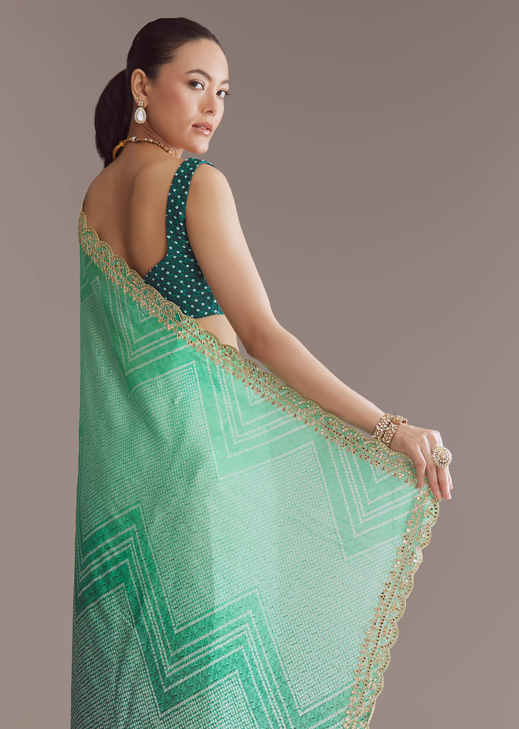 green_satin_ombre_saree_with_gota_patti-sg324901-9_4.jpg