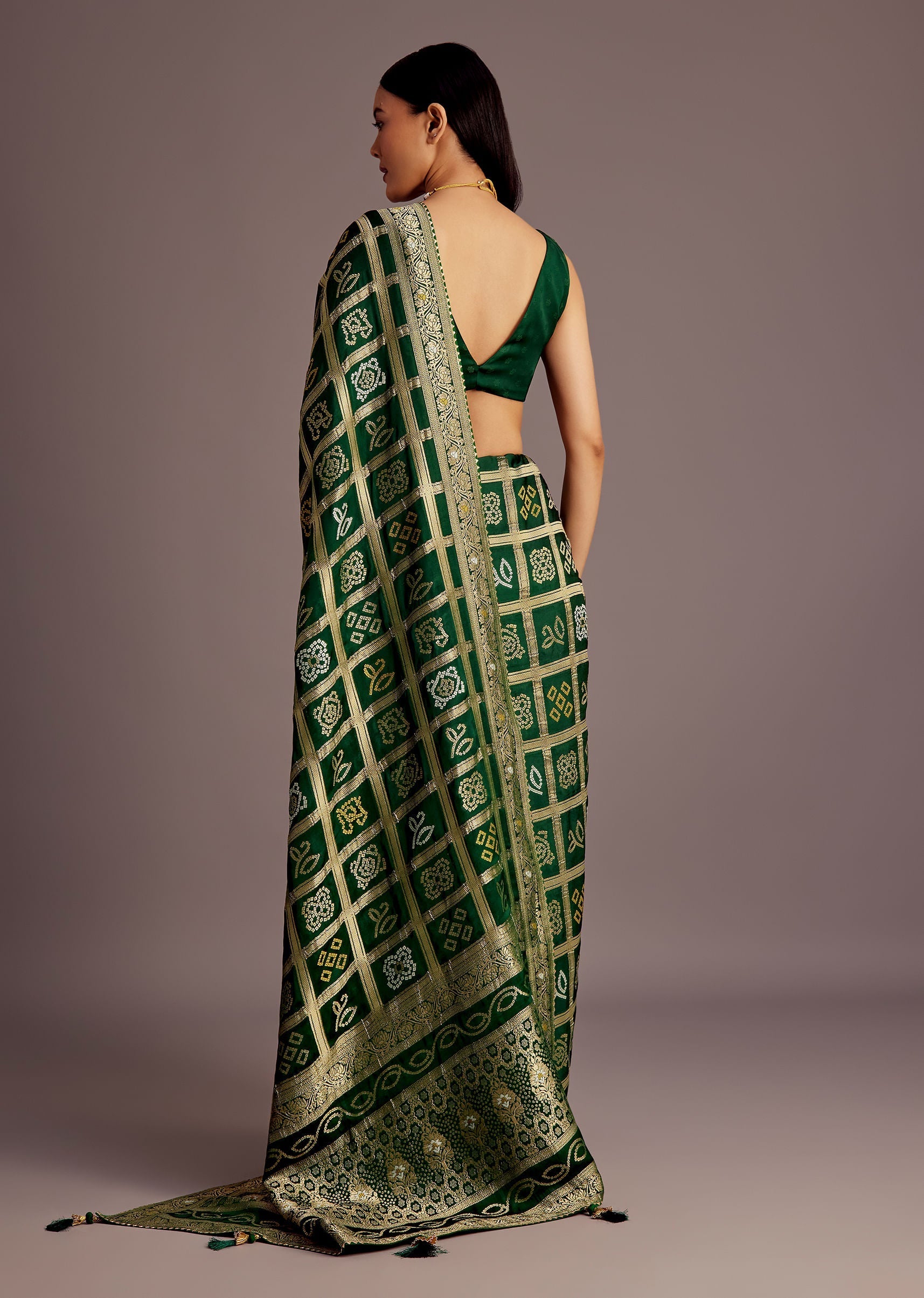 green_silk_bandhani_woven_saree-sg280106_11_f70b0fce-f7c6-45bc-9144-fd6fbdb3a924.jpg