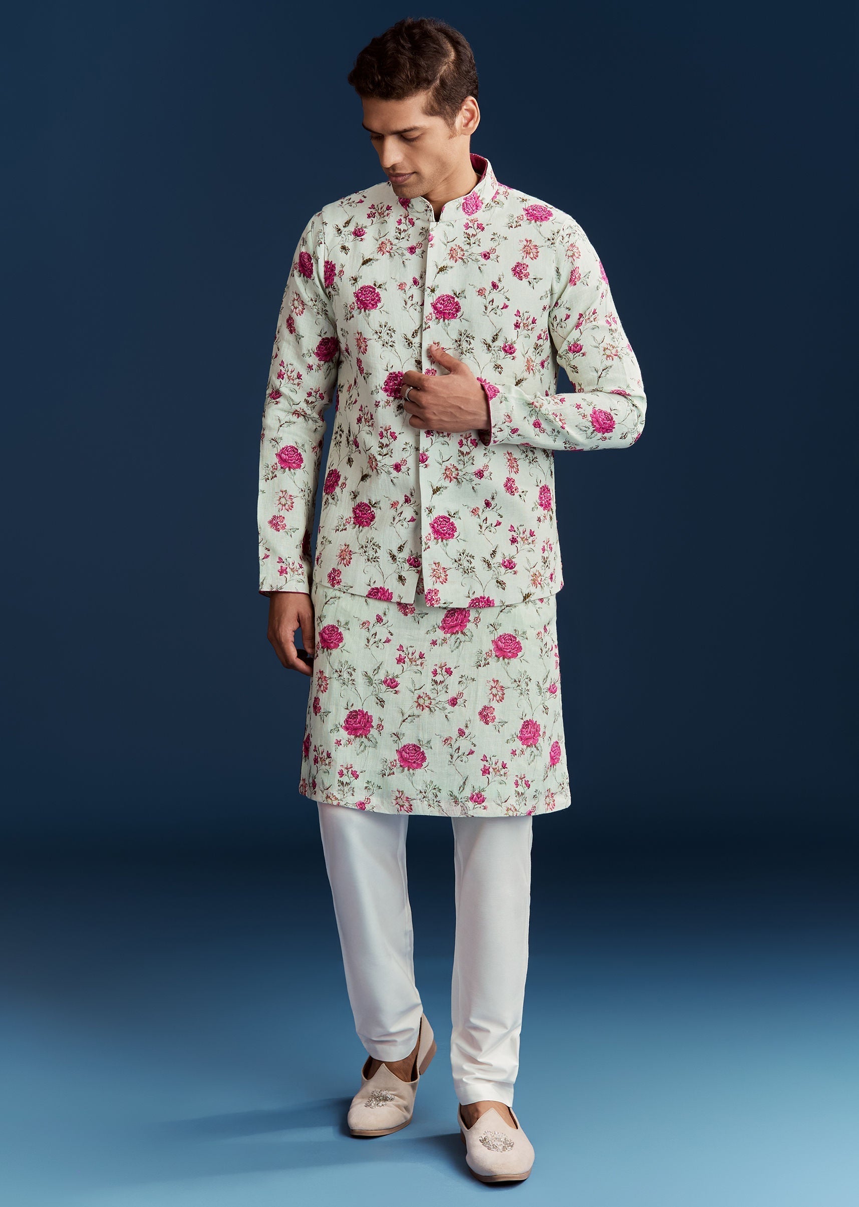 green_silk_printed_kurta_with_floral_sequins-sg302373-1_7.jpg