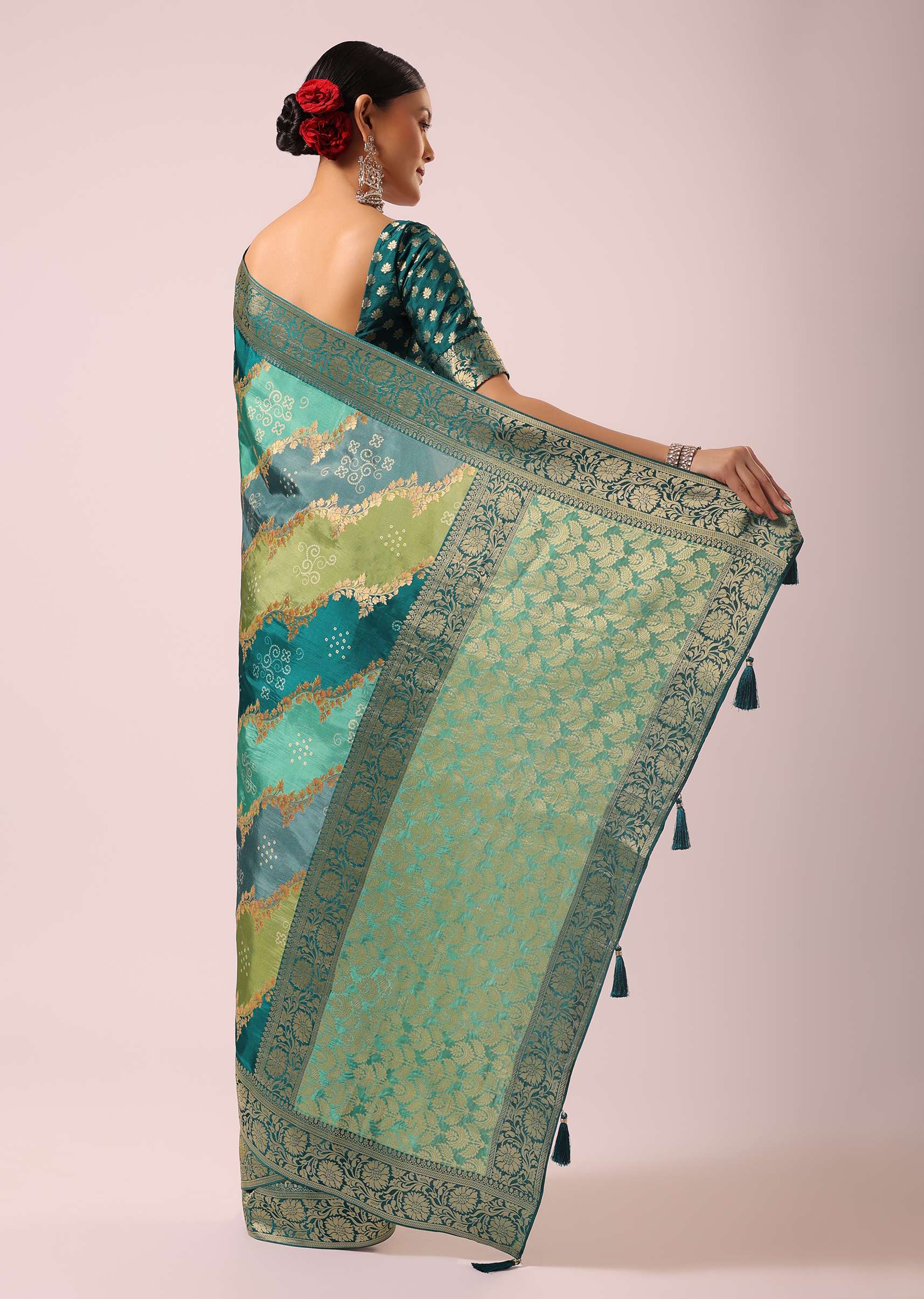 green_silk_rangkat_saree_with_bandhani-sg165948_12_99e2d85e-92ca-47cd-9be7-2cc5ba0f12ad.jpg
