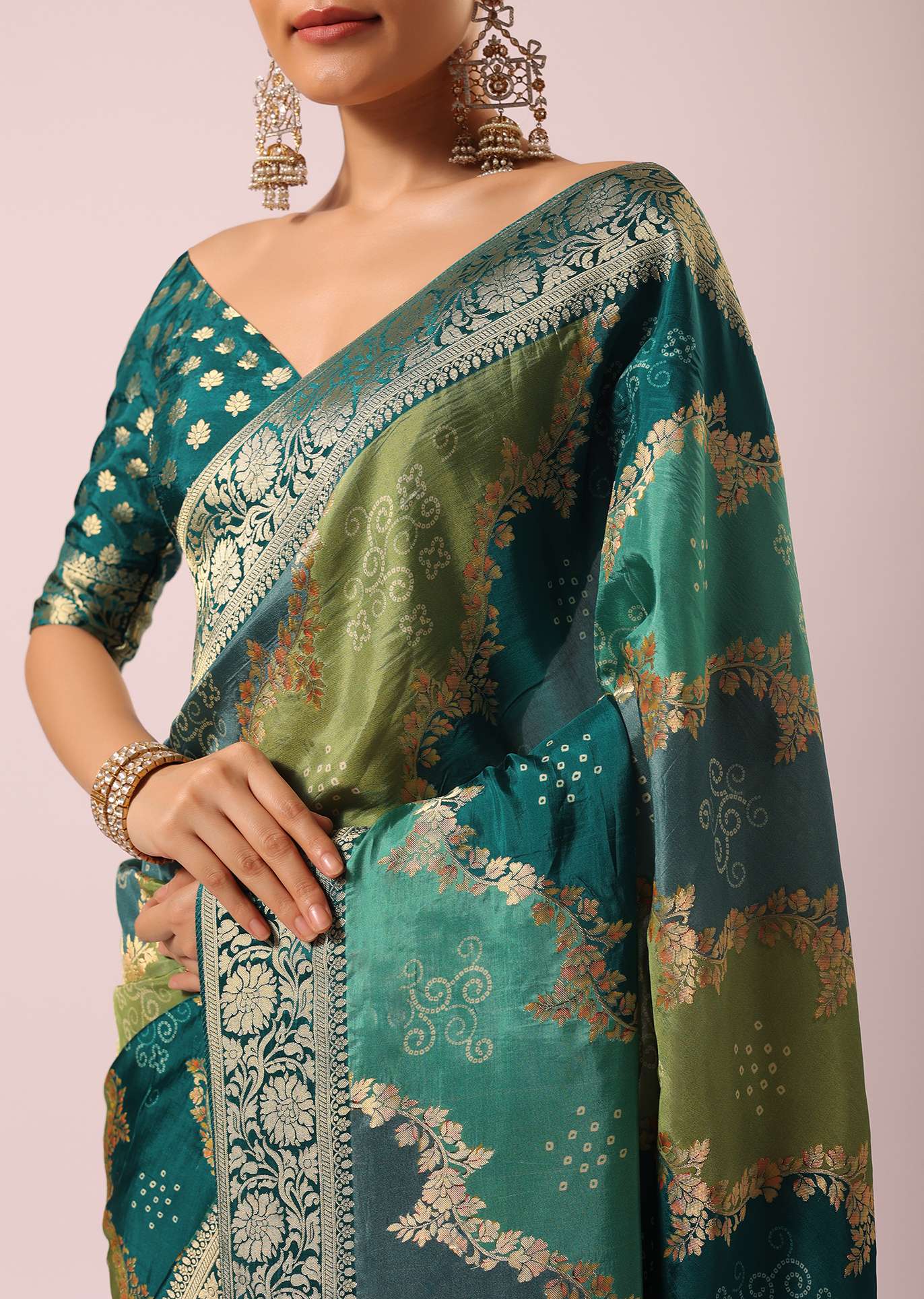 green_silk_rangkat_saree_with_bandhani-sg165948_13_e1303ec0-9160-4178-9d57-8ae5fd9a1801.jpg
