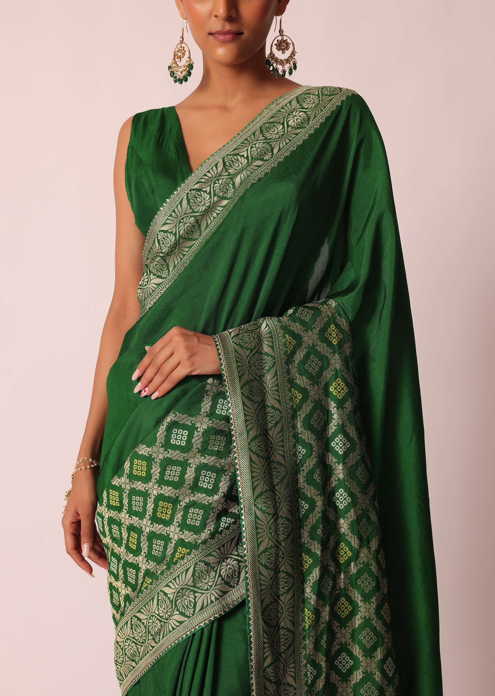 green_woven_silk_saree_with_bandhani_detail-sg182575_5_97cc30e7-b06b-4a21-b4bd-278c48db3a35.jpg