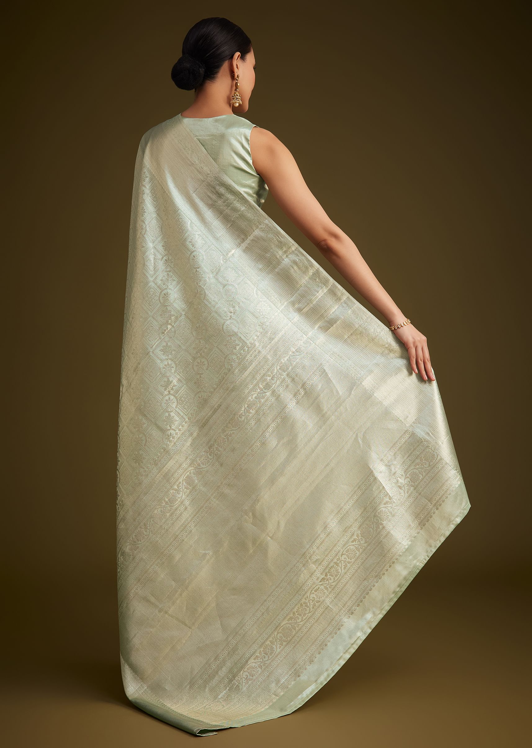 greenish_silver_kanjivaram_silk_saree-sg292255_4_3682bff3-22f1-4339-a11a-6aa70864d506.jpg