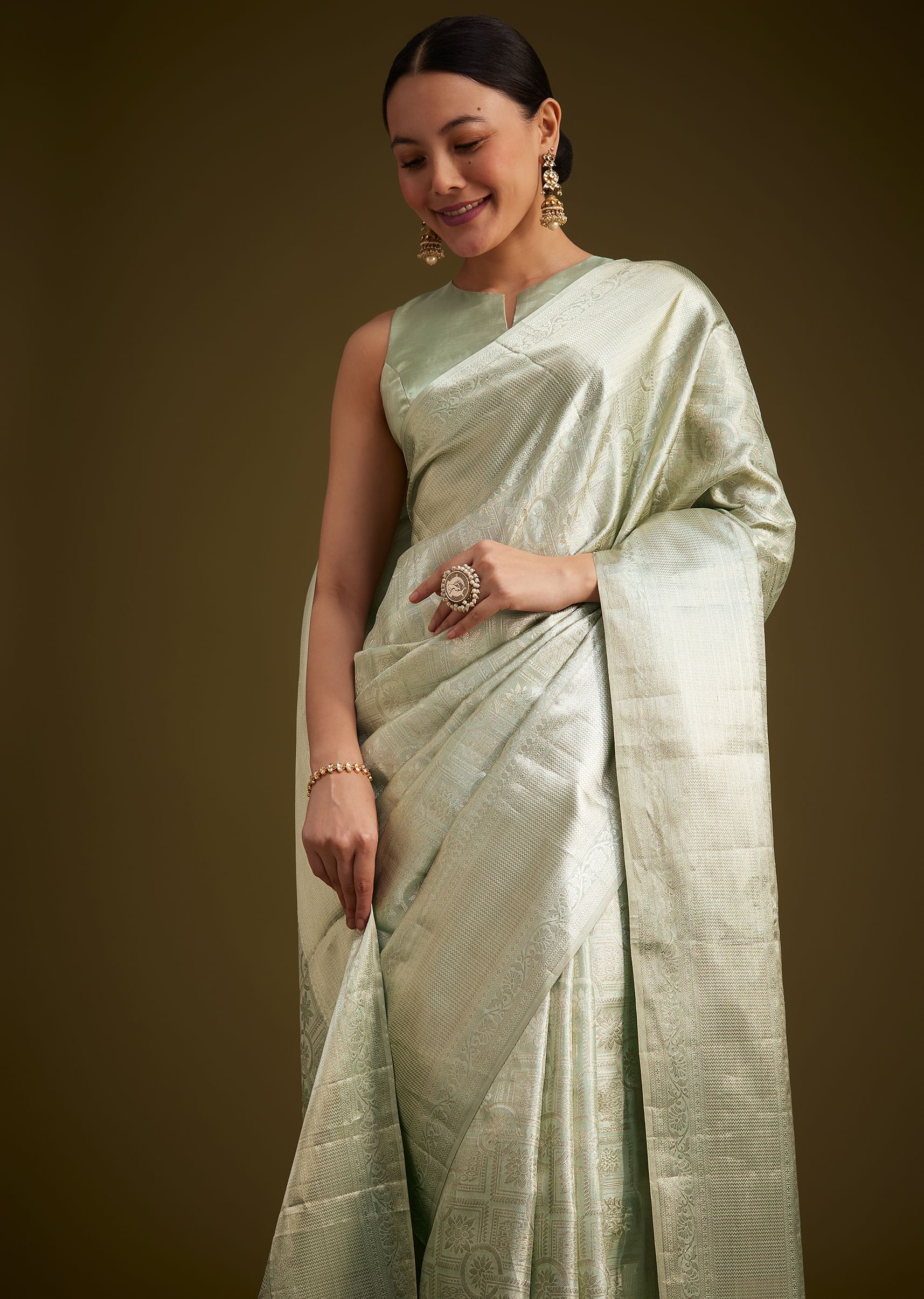 greenish_silver_kanjivaram_silk_saree-sg292255_6_cc9c9575-2b8b-42e6-8ae8-86b2e19b9cd9.jpg