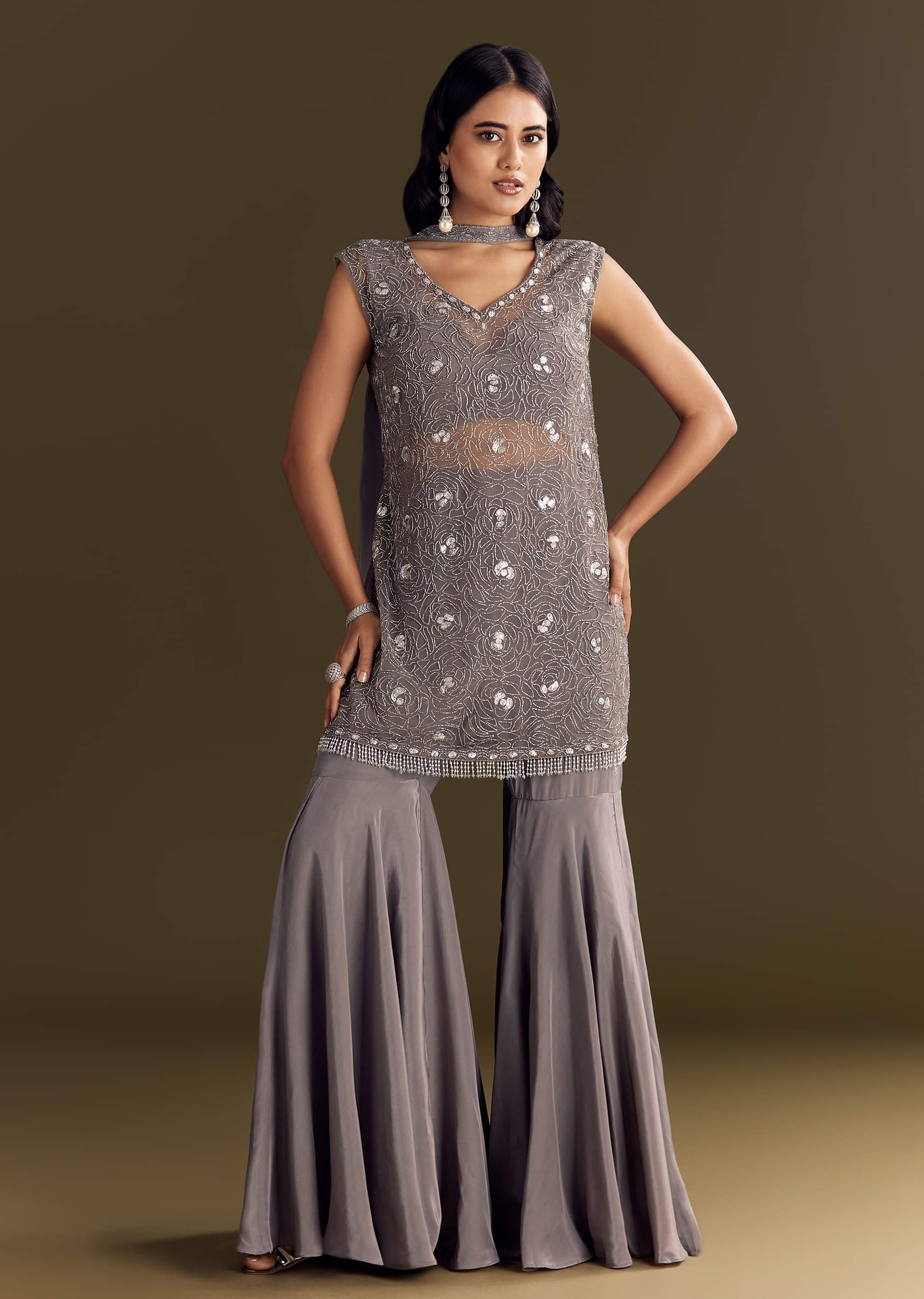 grey-crepe-kurta-sharara-with-net-choker-dupatta-sg314134-1_0a86b404-4131-4bd1-ab8b-84f2bcff4bb1.jpg