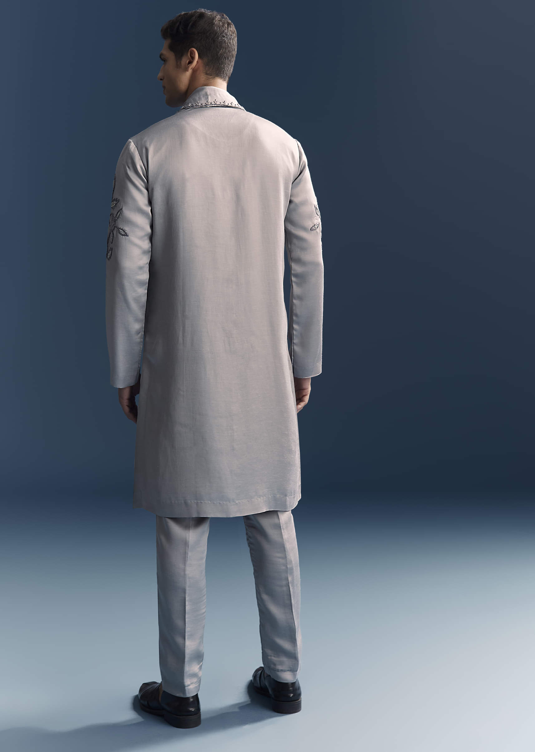 grey-kurta-set-for-men-with-thread-and-french-knot-embroidery-sg321924-5.jpg