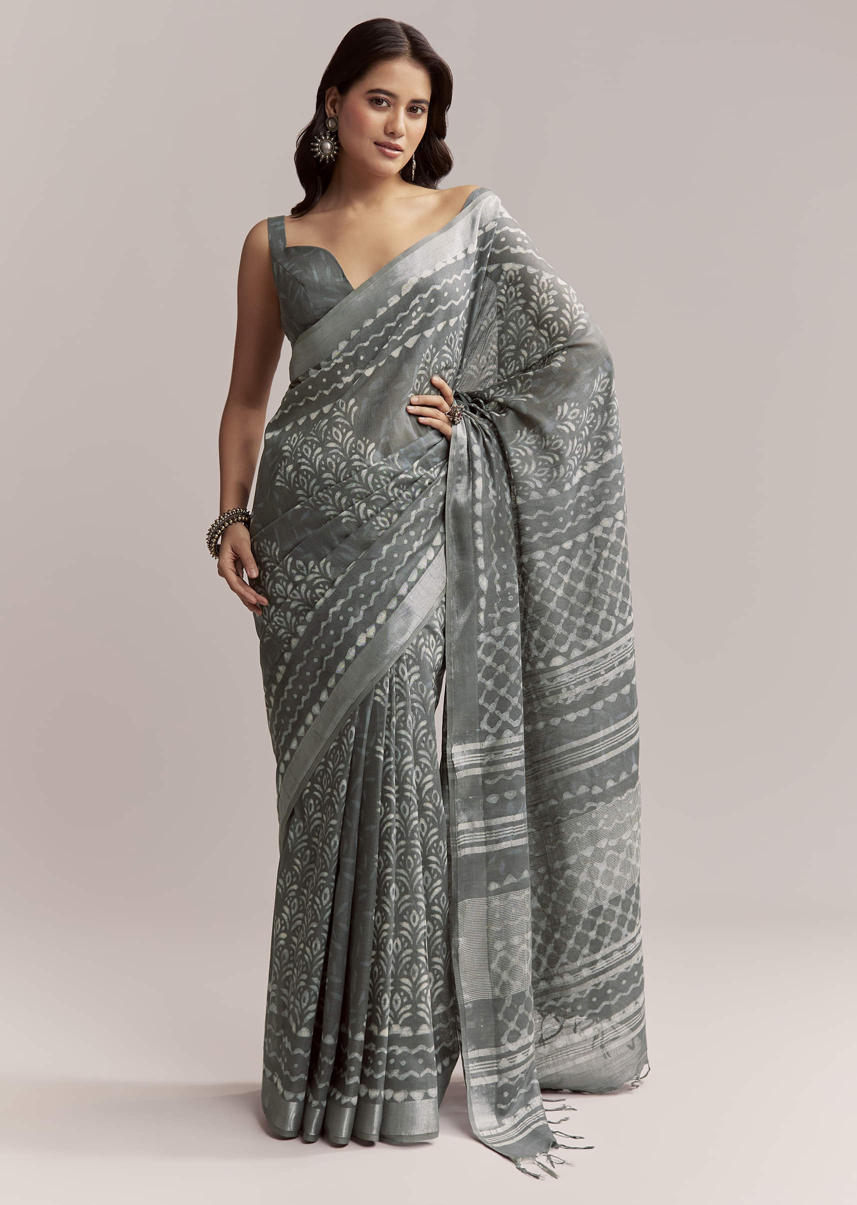 grey-linen-printed-saree-with-authentic-ajrakh-geometric-print-sg311985-3.jpg