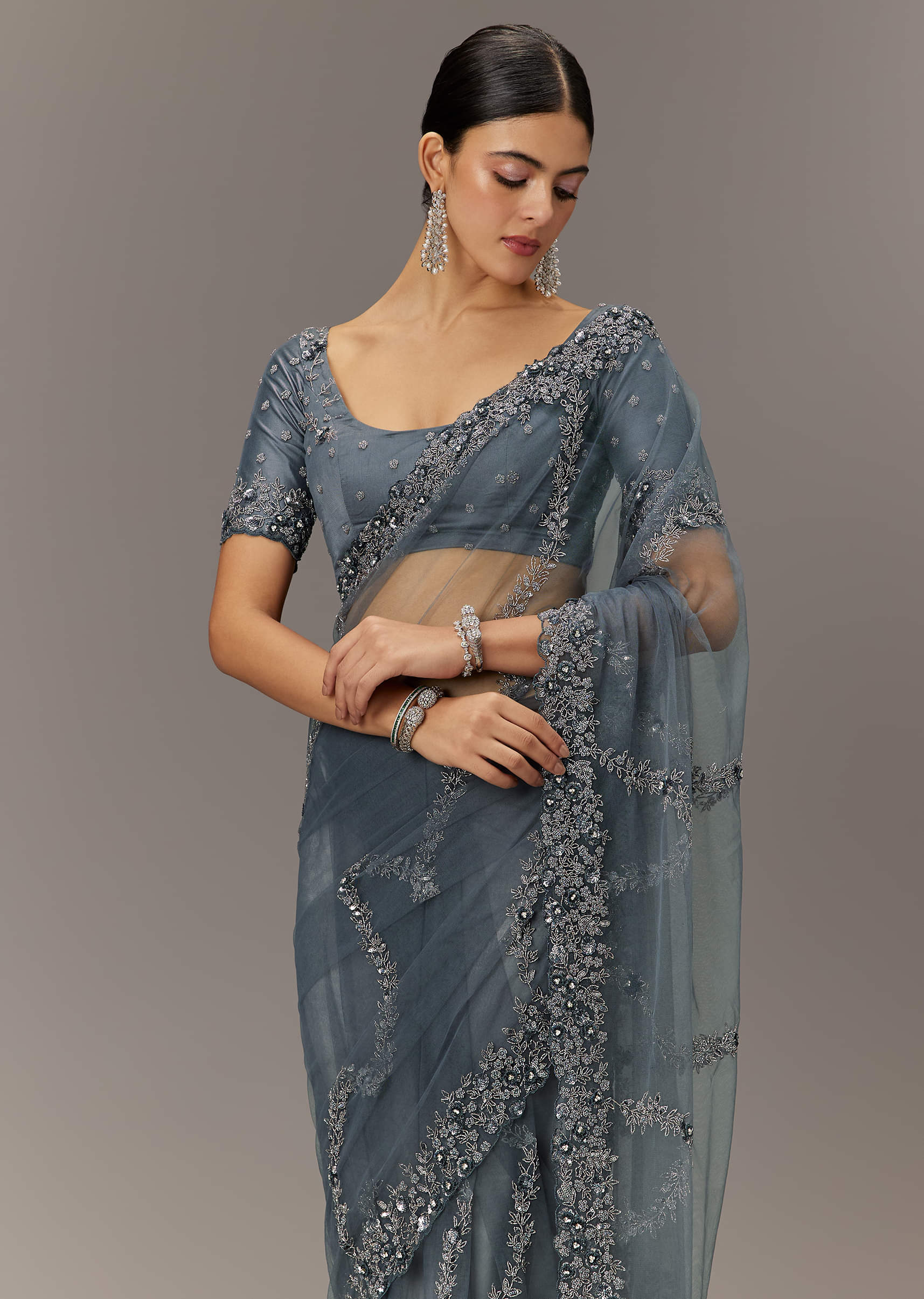 grey-net-saree-with-all-over-heavy-embroidery-and-net-blouse-sg300079-5_85b15613-766e-4a63-be59-d991473d1be2.jpg