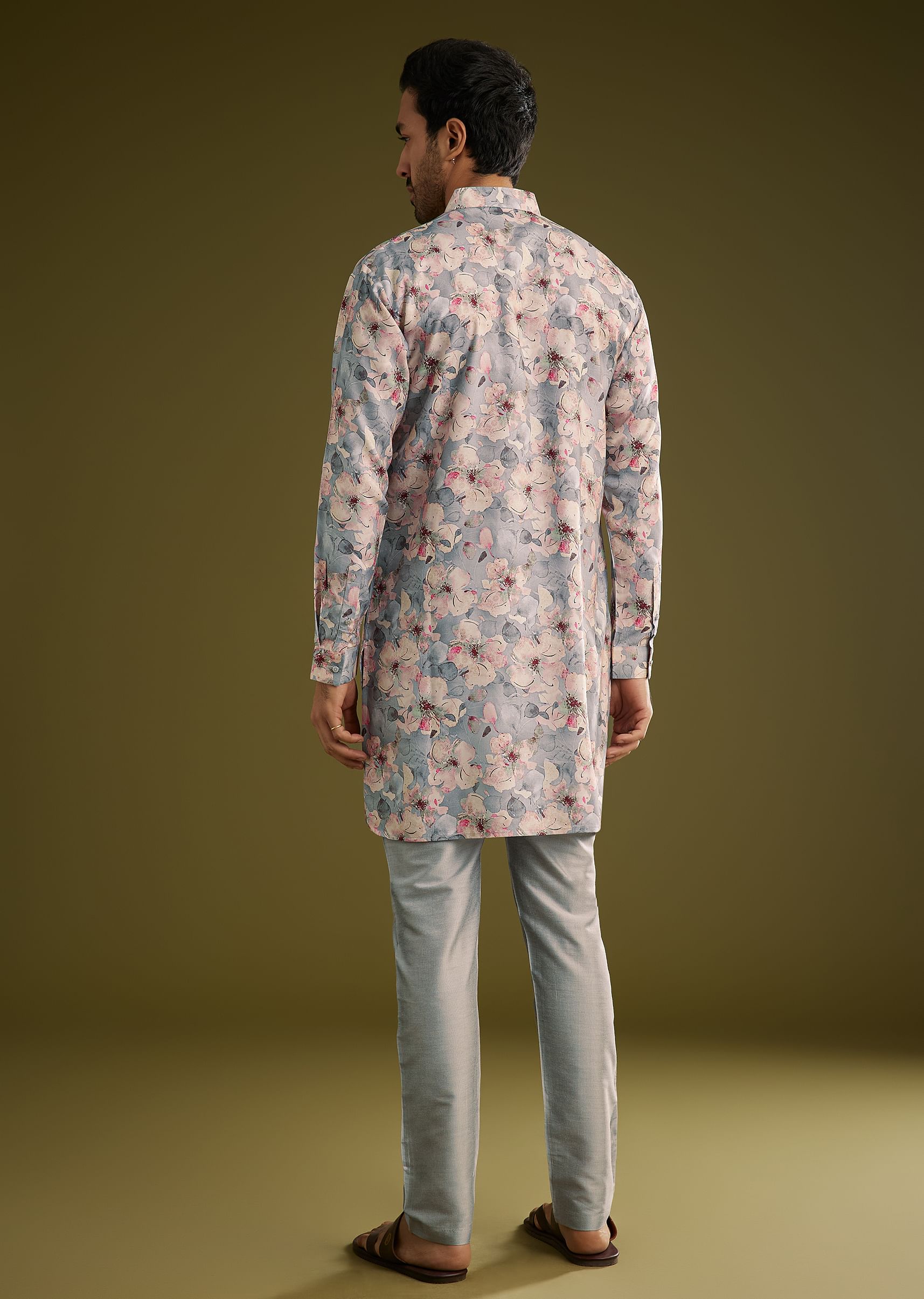 grey-pashmina-silk-kurta-set-with-floral-print-sg302229-5_3_1373854e-9738-4930-b6f1-8319c2980643.jpg