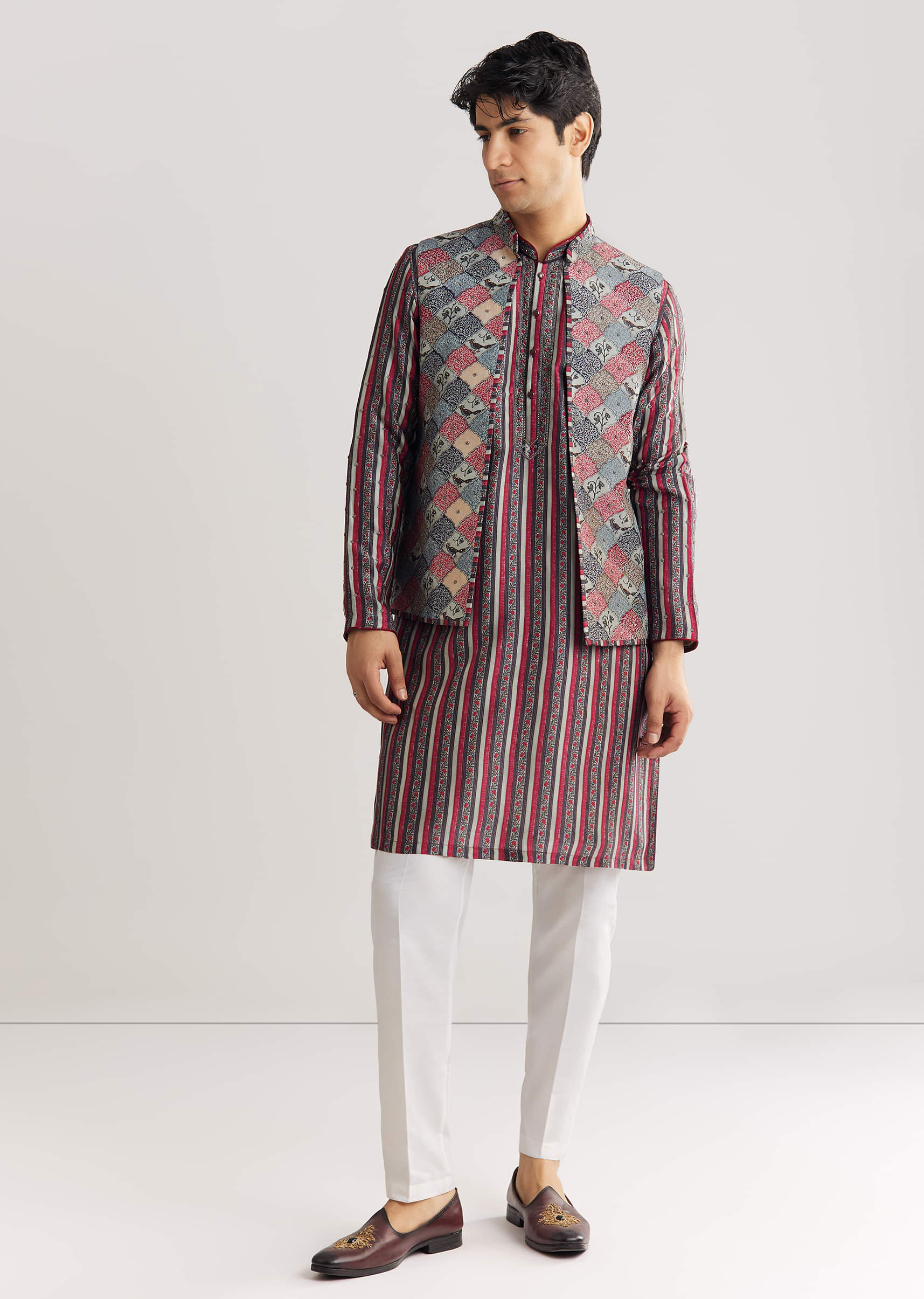grey-rawsilk-jacket-kurta-set-with-cut-dana-and-stone-sg323416-2_3a3f6065-317b-45ef-9331-fb00607bcb86.jpg