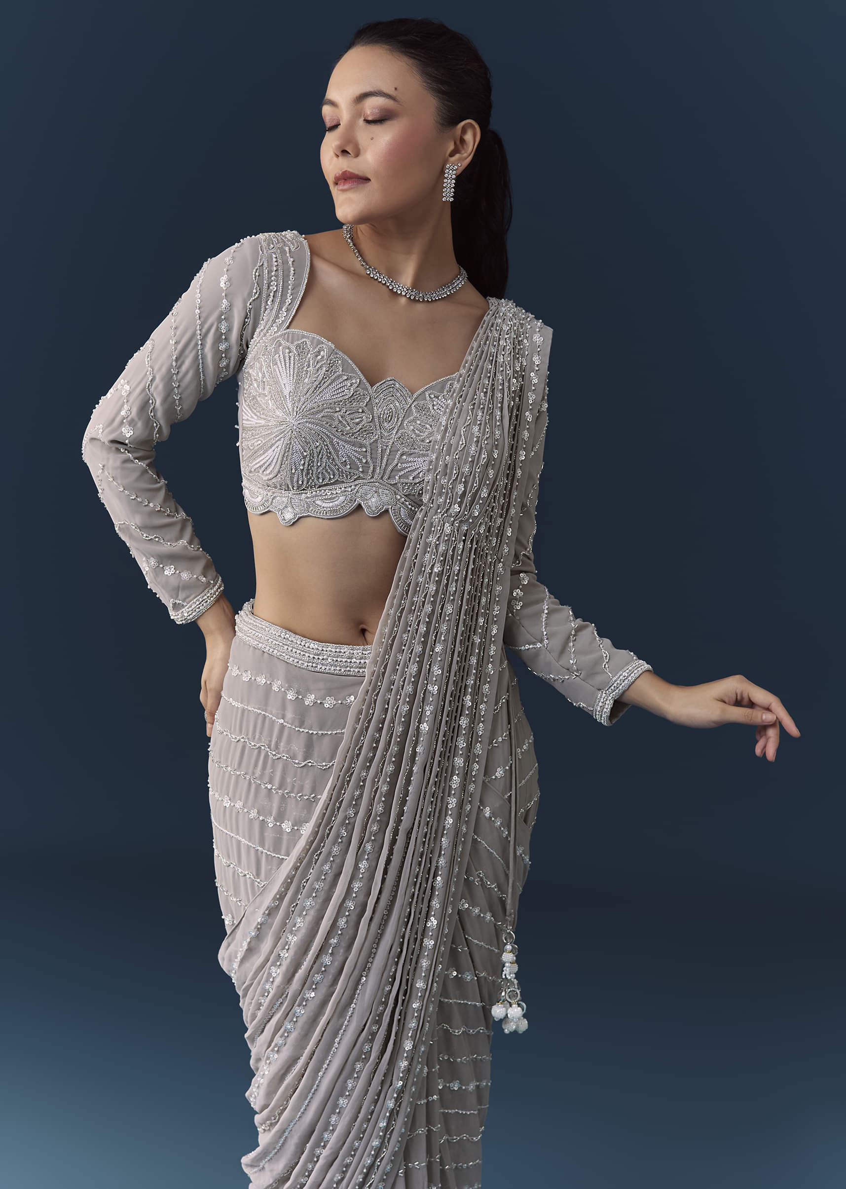 grey-ready-pre-pleated-saree-with-resham-blouse-sg343522-4.jpg