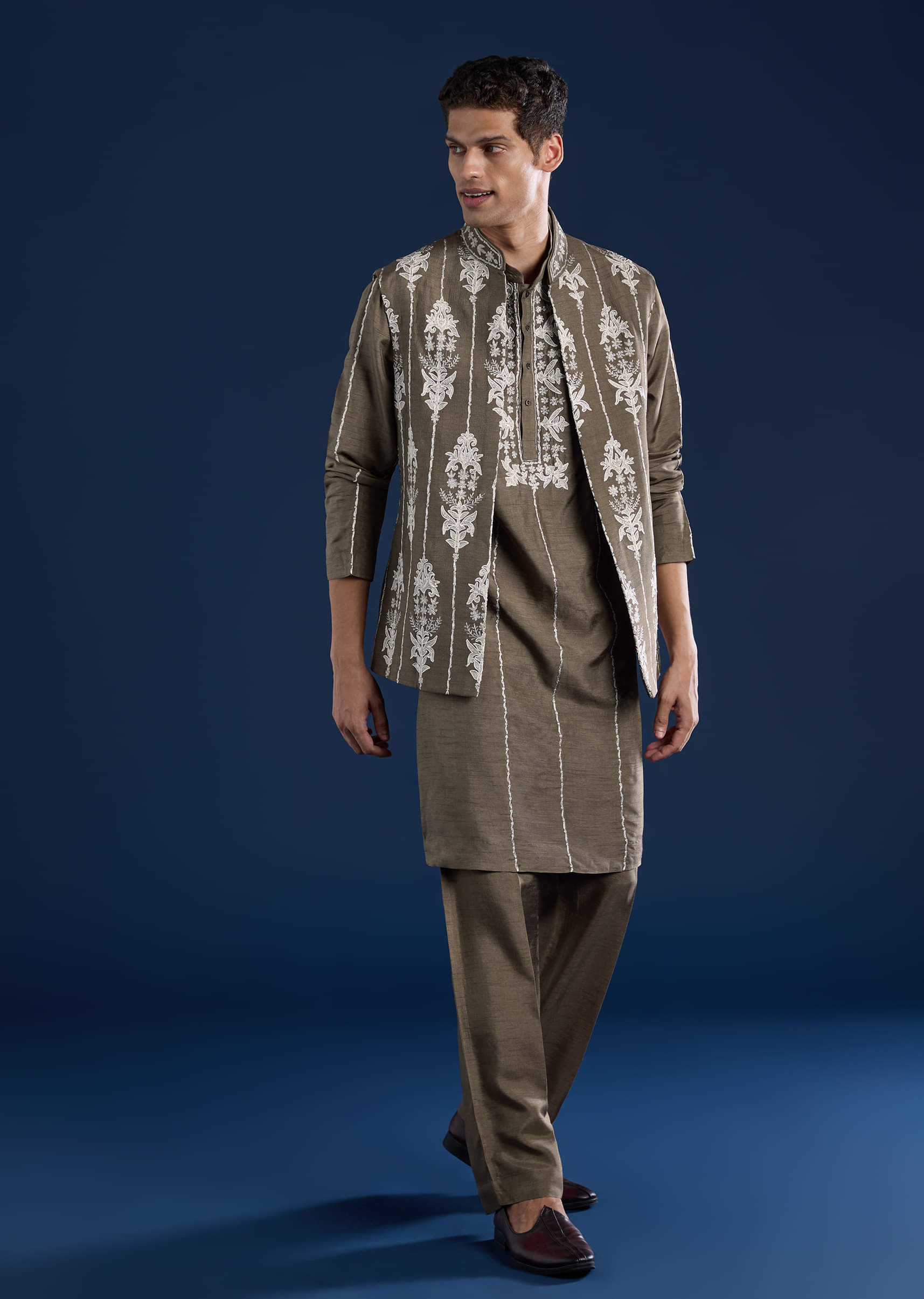grey-silk-jacket-kurta-set-with-zari-work-sg323320-3_1.jpg