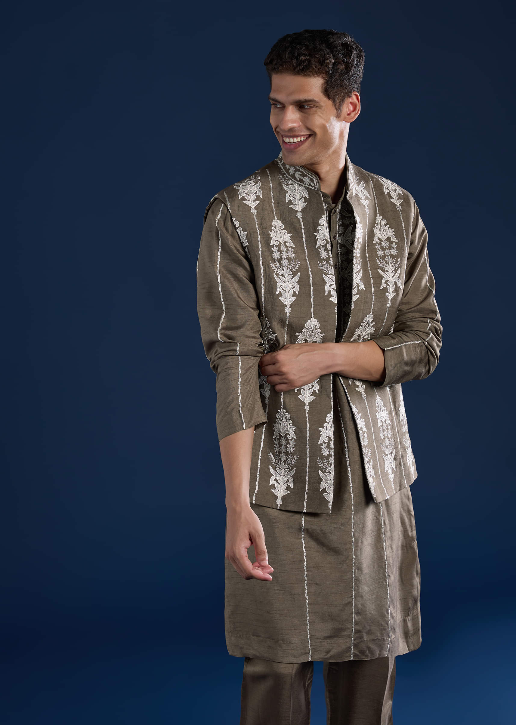 grey-silk-jacket-kurta-set-with-zari-work-sg323320-4_1.jpg