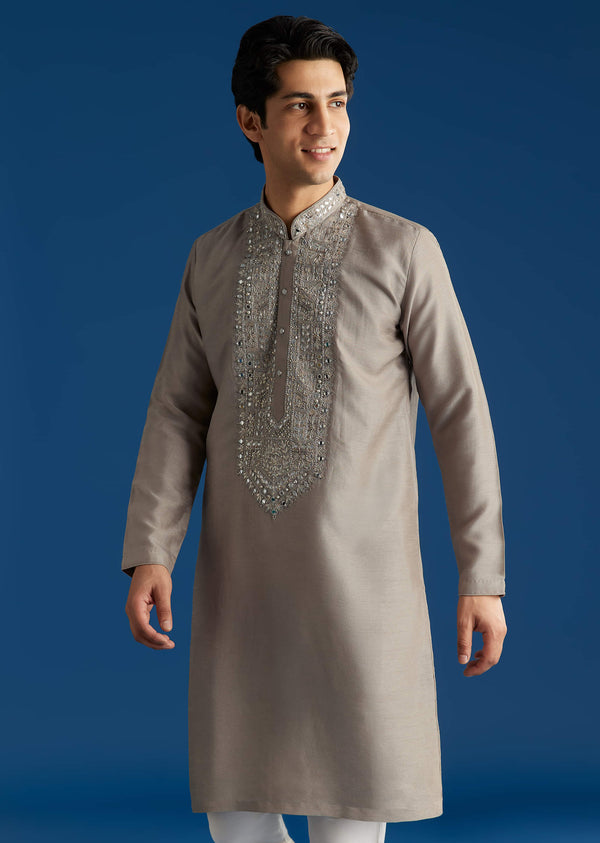 Grey Silk Kurta Set With Mirror Gotta And Zari Work