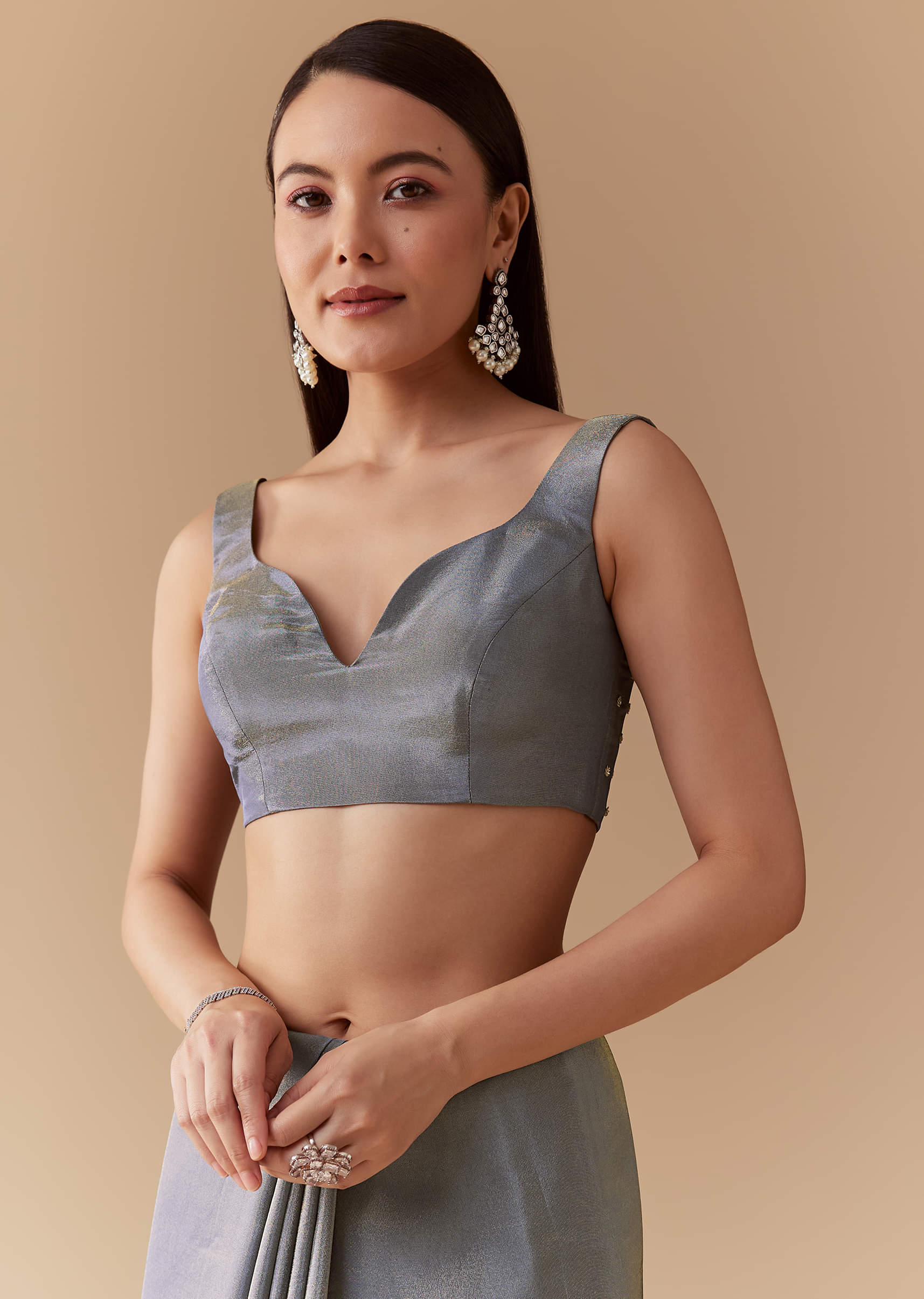 grey-tissue-cutdana-embroidered-saree-with-unstitched-blouse-sg338769-7.jpg