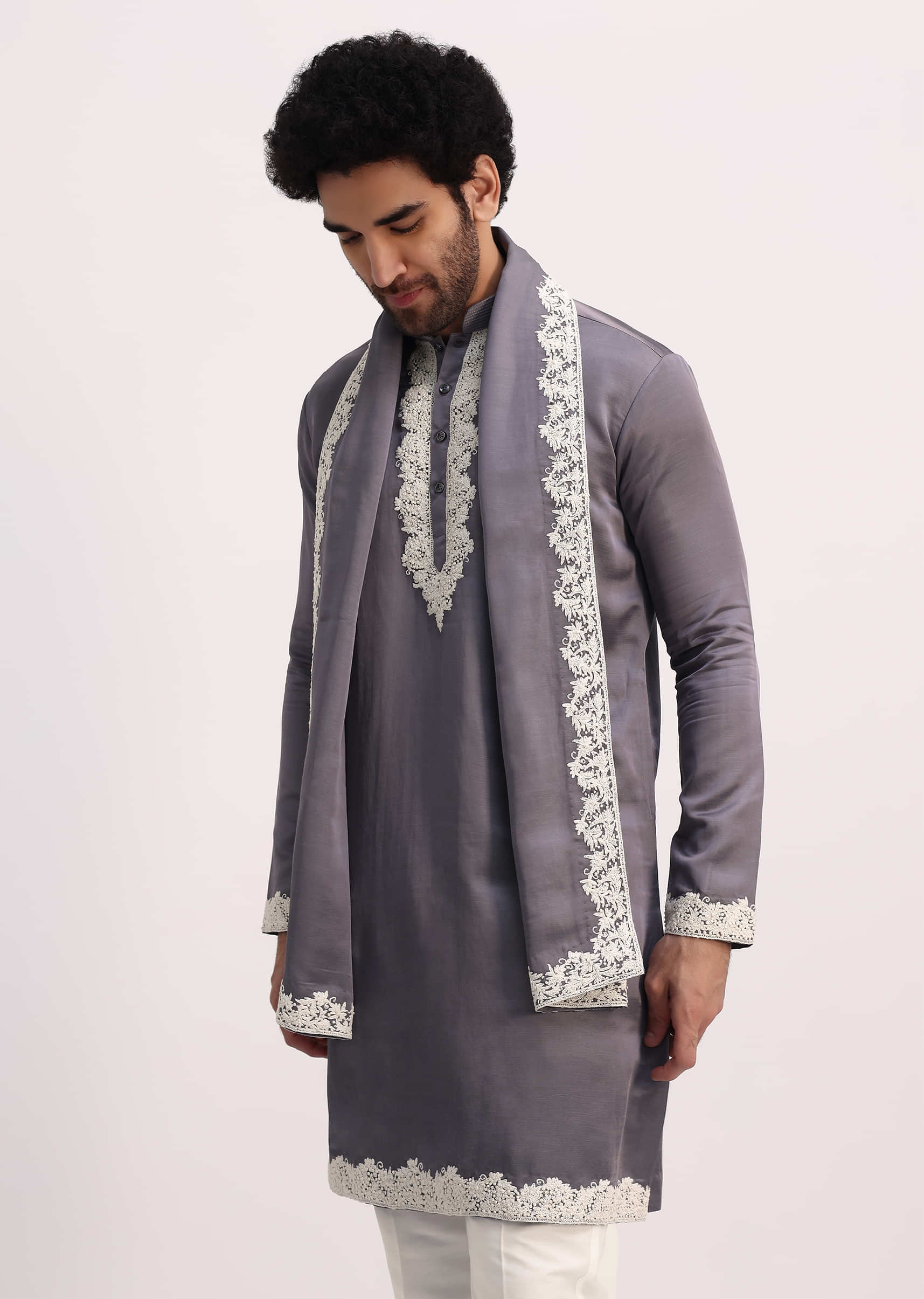 grey_embroidered_men_kurta_set_with_dupatta-sg229062_4_c23efb37-d3b0-4ff1-86c9-b9cde51f7ad3.jpg