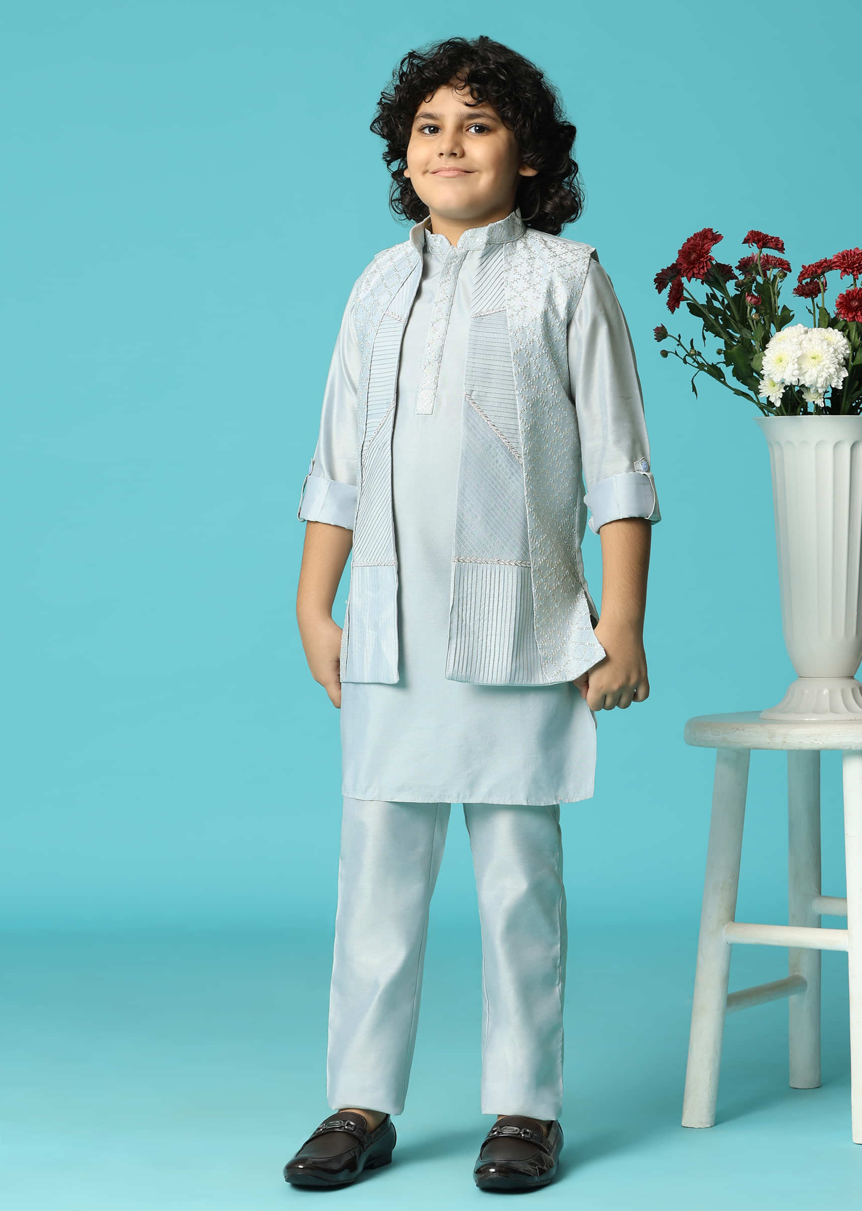 grey_embroidered_silk_kurta_jacket_set_for_boys-sg242826_4_41d8fcb9-80b0-4560-9431-c7b5ed0c38ae.jpg