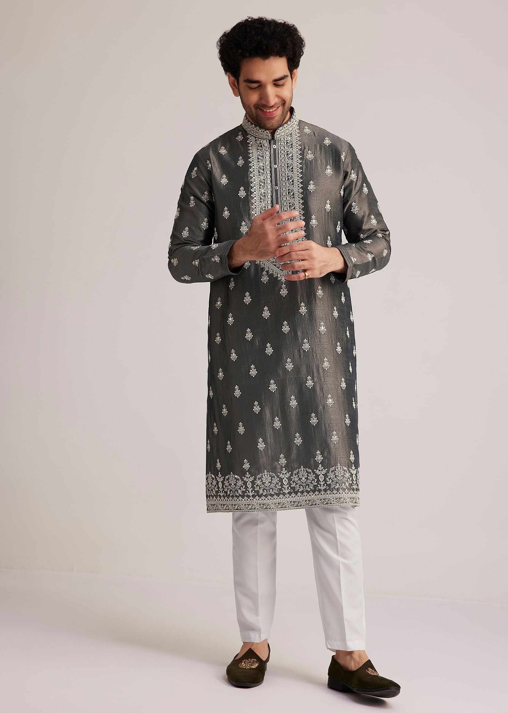 grey_embroidered_silk_kurta_set-sg263223_6_a715fa5a-7e21-422f-a07d-5f06b2b27b8c.jpg