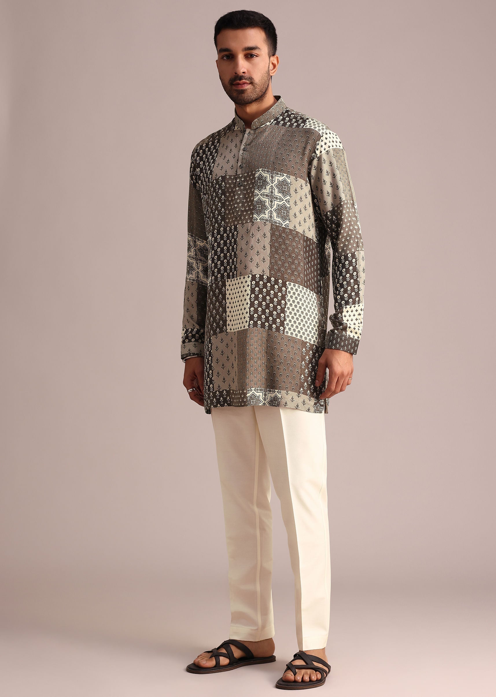 grey_geometric_printed_kurta_set-sg252839_5_e672b9bf-6f7b-4edc-981b-b753997965aa.jpg