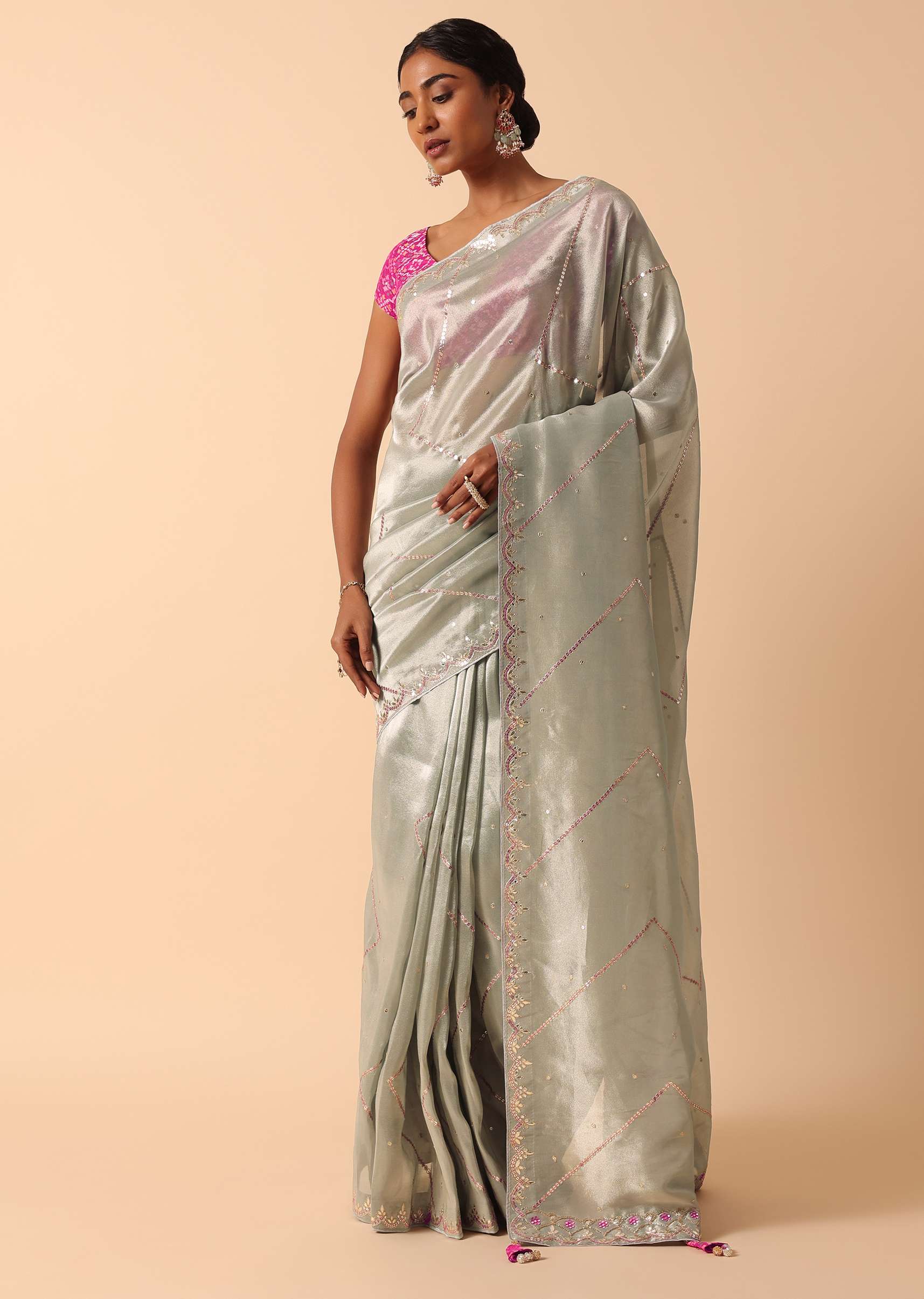 grey_kora_silk_saree_with_unstitched_blouse_fabric-sg194542_10_ffe556df-37b4-4a1d-8e4f-0e5ccc66f2fe.jpg