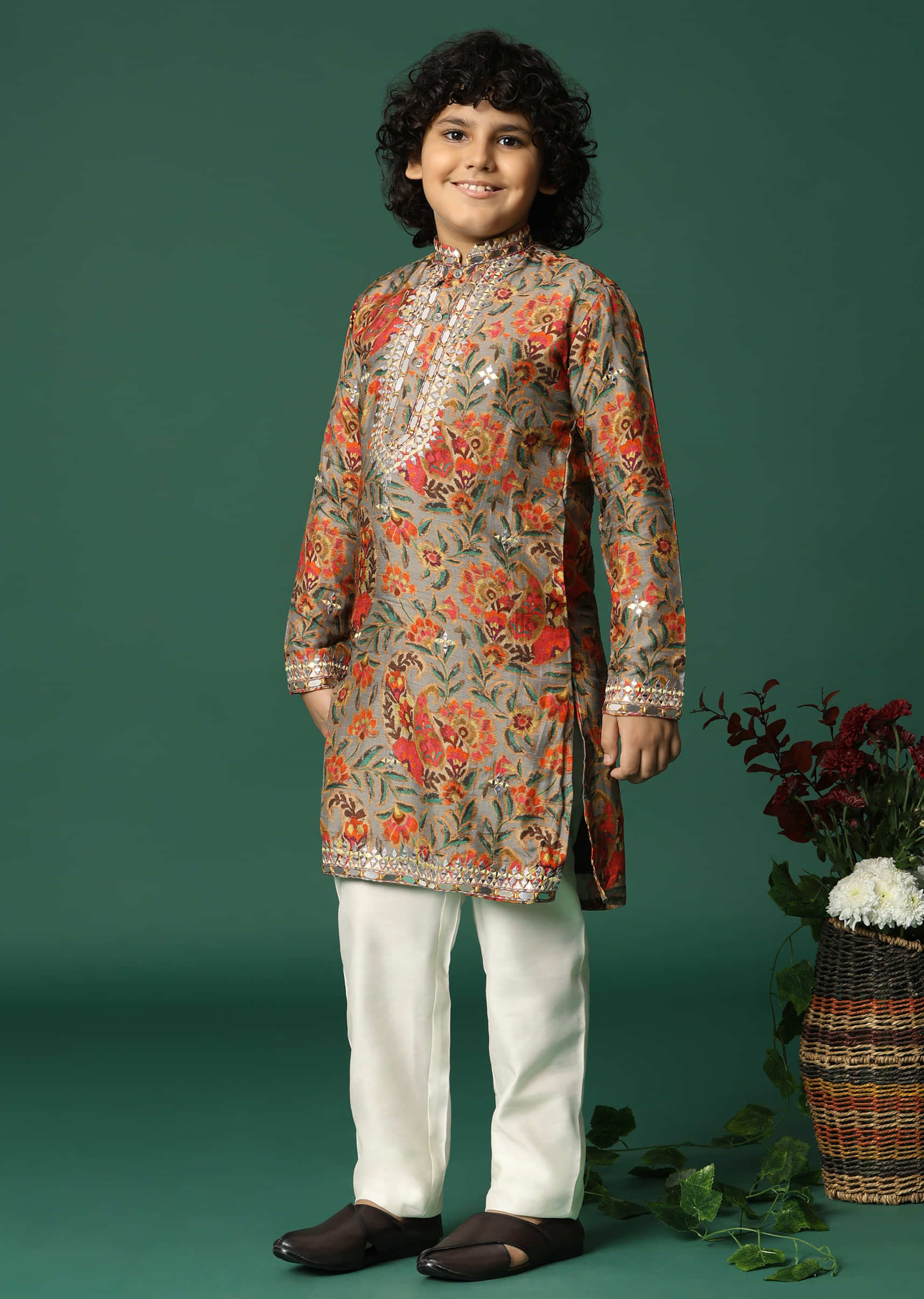 grey_kurta_pant_with_thread_and_mirror_work_for_boys-sg227964_3_36efdc1a-26c1-4856-8194-008a0a2b071f.jpg