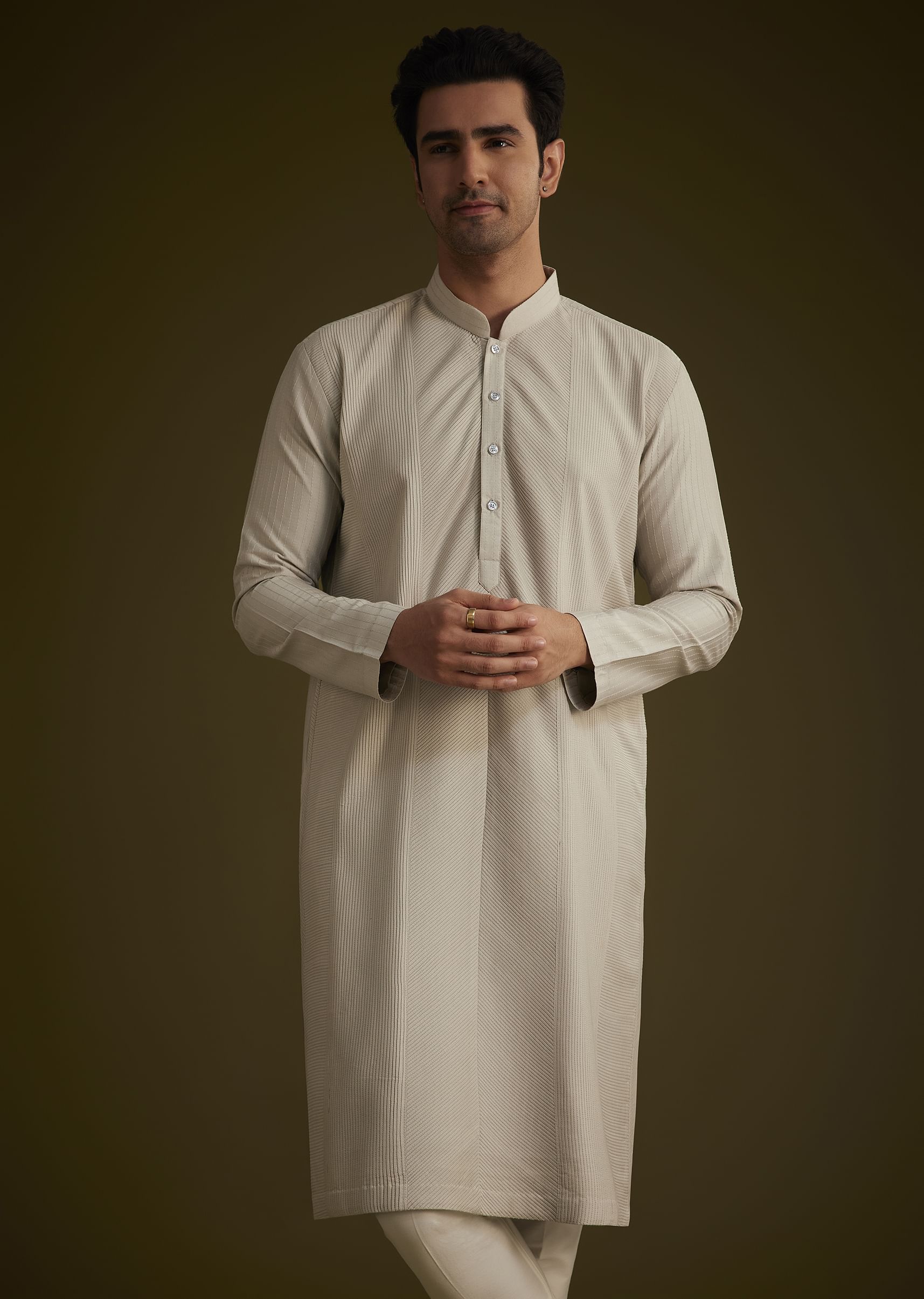 grey_kurta_set_with_pintuck_detailing-sg246120_5_37c342f1-d270-44cd-bf34-c0b1d67492e1.jpg