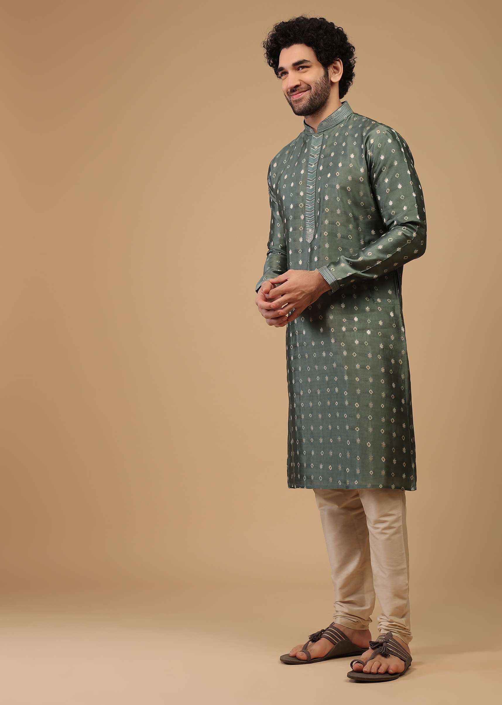 grey_printed_handwoven_silk_kurta-sg143562_4_6fd657e6-172e-43fc-9e81-968327ea3f83.jpg
