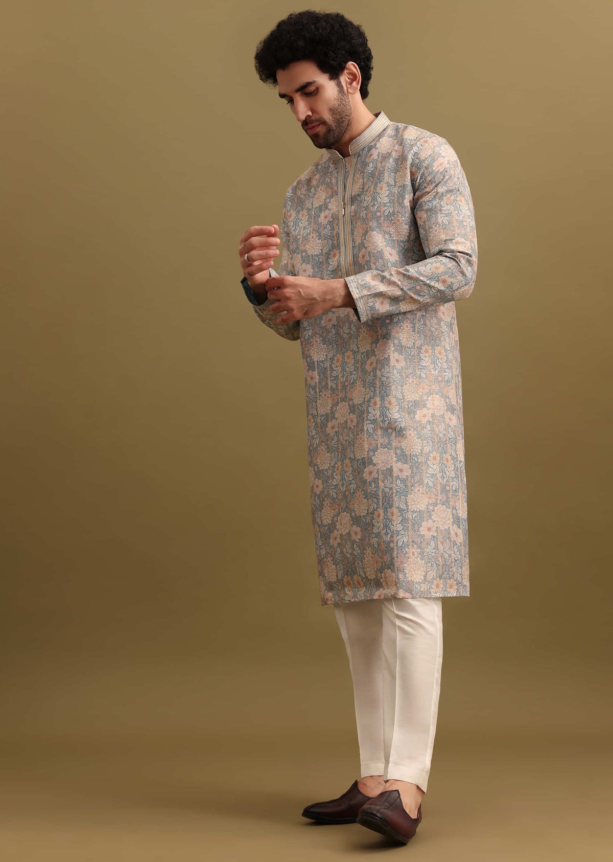 grey_printed_silk_zipper_kurta_set_for_men-sg244681_1_90821009-deca-44cf-87a9-1ec3da96e7d5.jpg