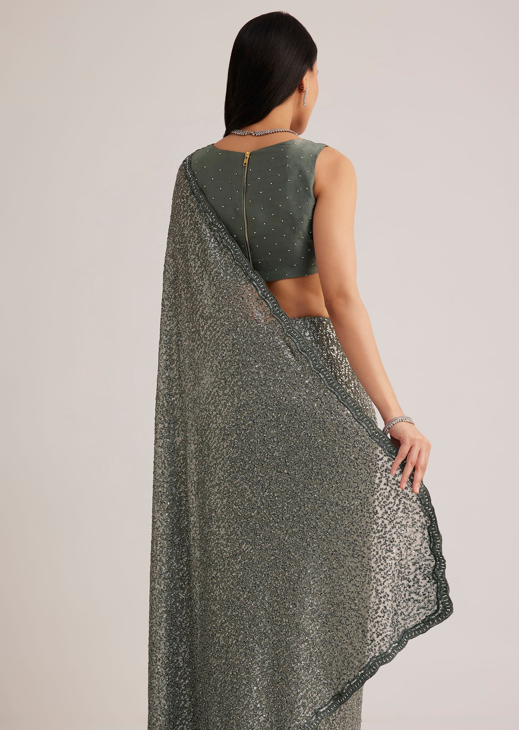 grey_sequins_net_saree-sg284068_10_9192662b-7775-4277-a52c-1f0414bd2a58.jpg