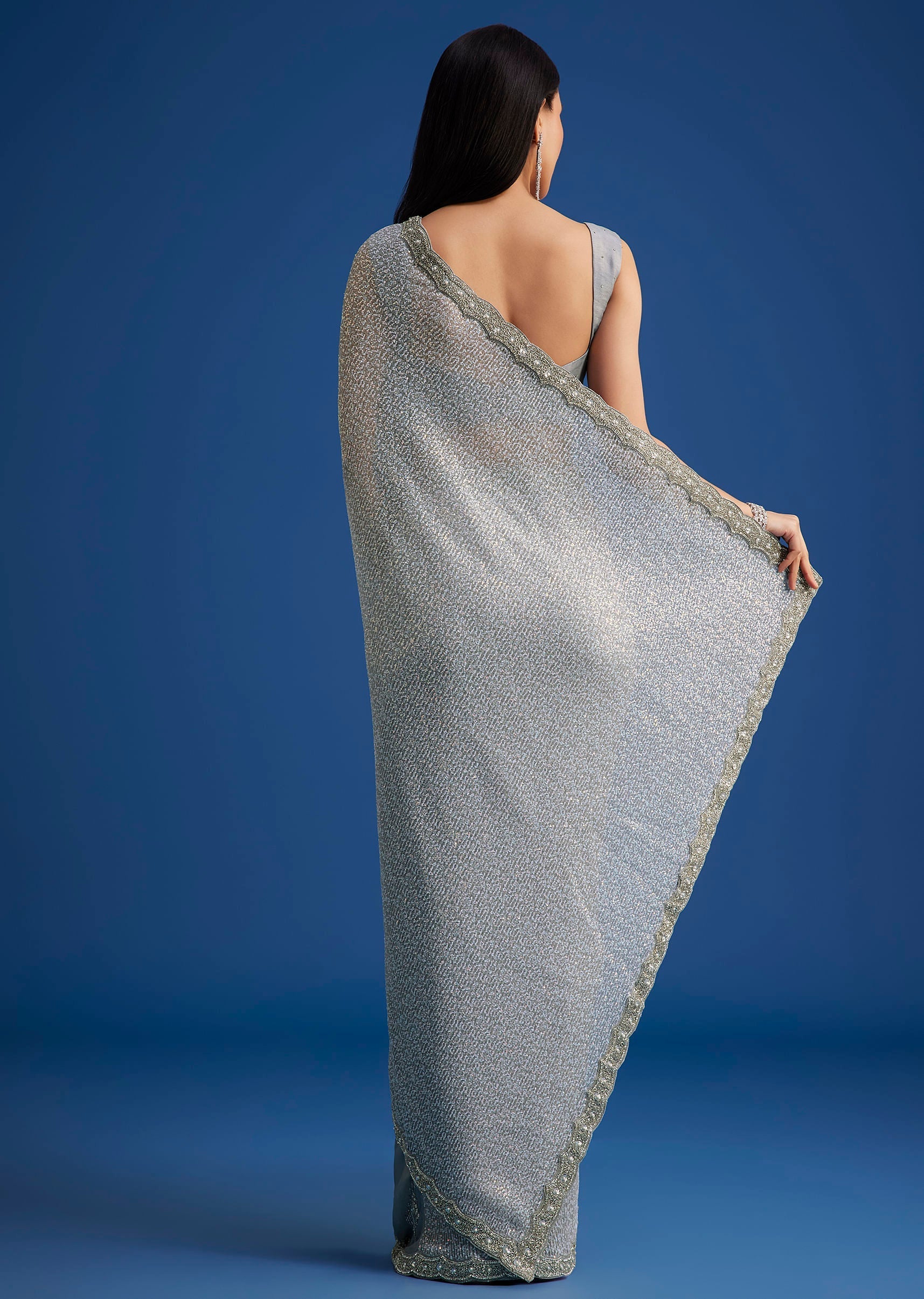 grey_sequins_saree_with_scalloped-sg279477_10_44439cdc-201a-41ef-826e-bd64d4c11c72.jpg