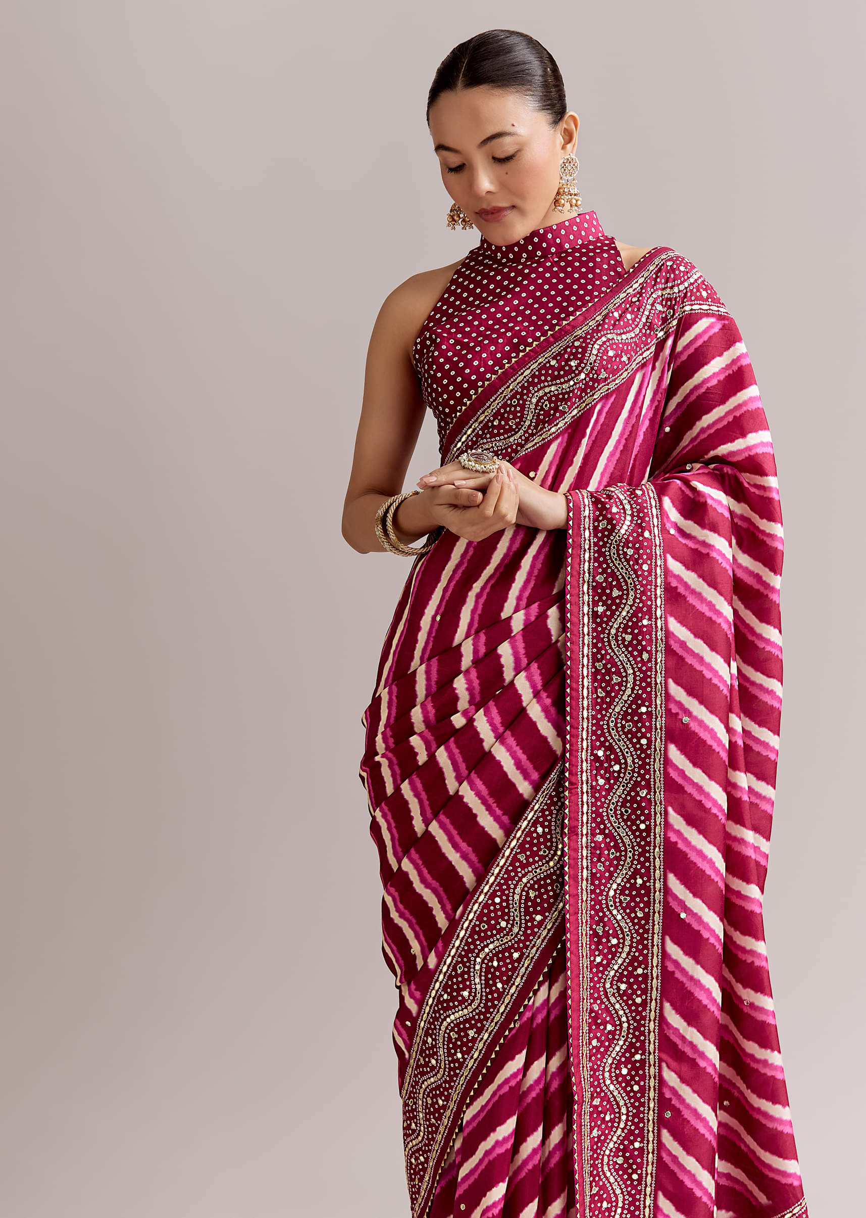 hot-pink-silk-printed-saree-with-lehariya-and-bandhani-gota-border-sg351947-5.jpg