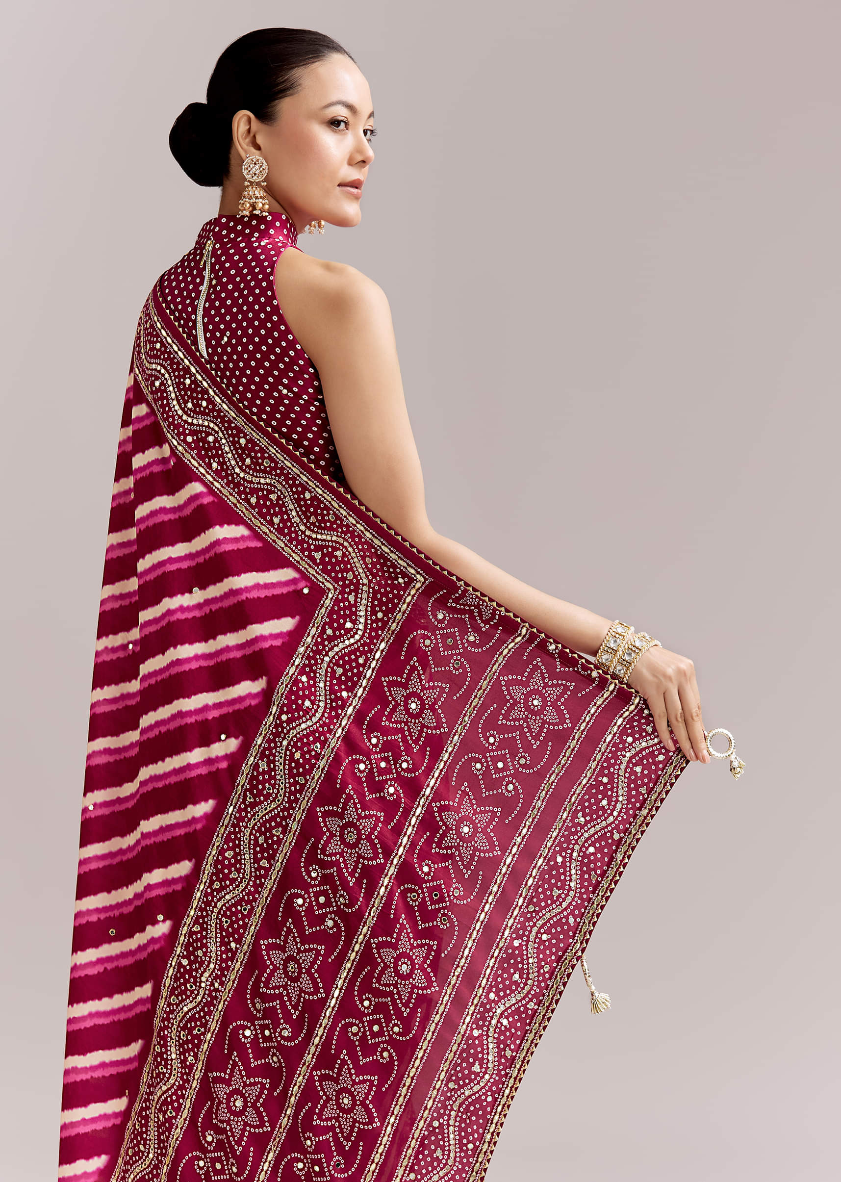 hot-pink-silk-printed-saree-with-lehariya-and-bandhani-gota-border-sg351947-6.jpg