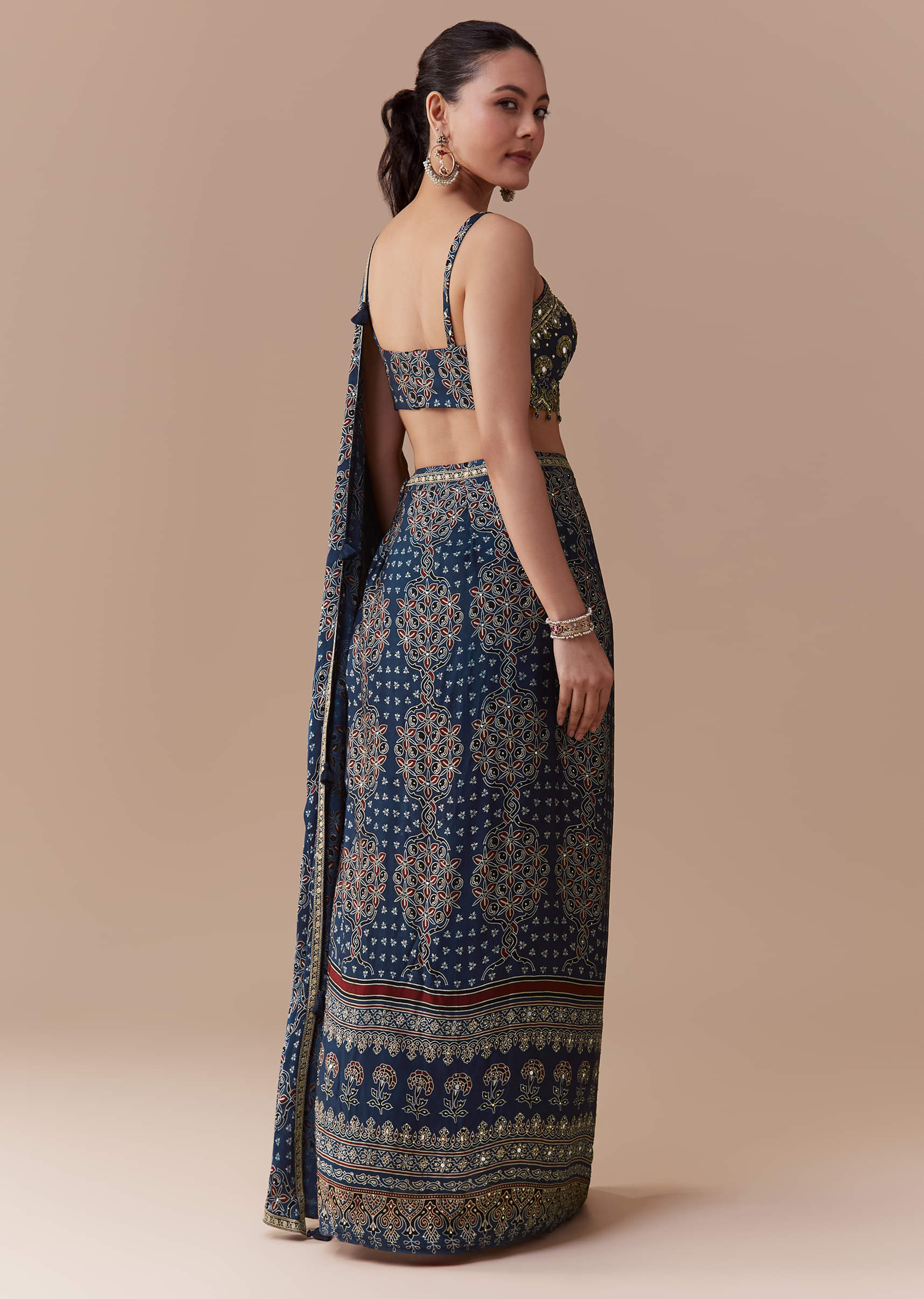 indigo-ready-pleated-ajrakh-print-saree-with-blouse-sg344999-5.jpg