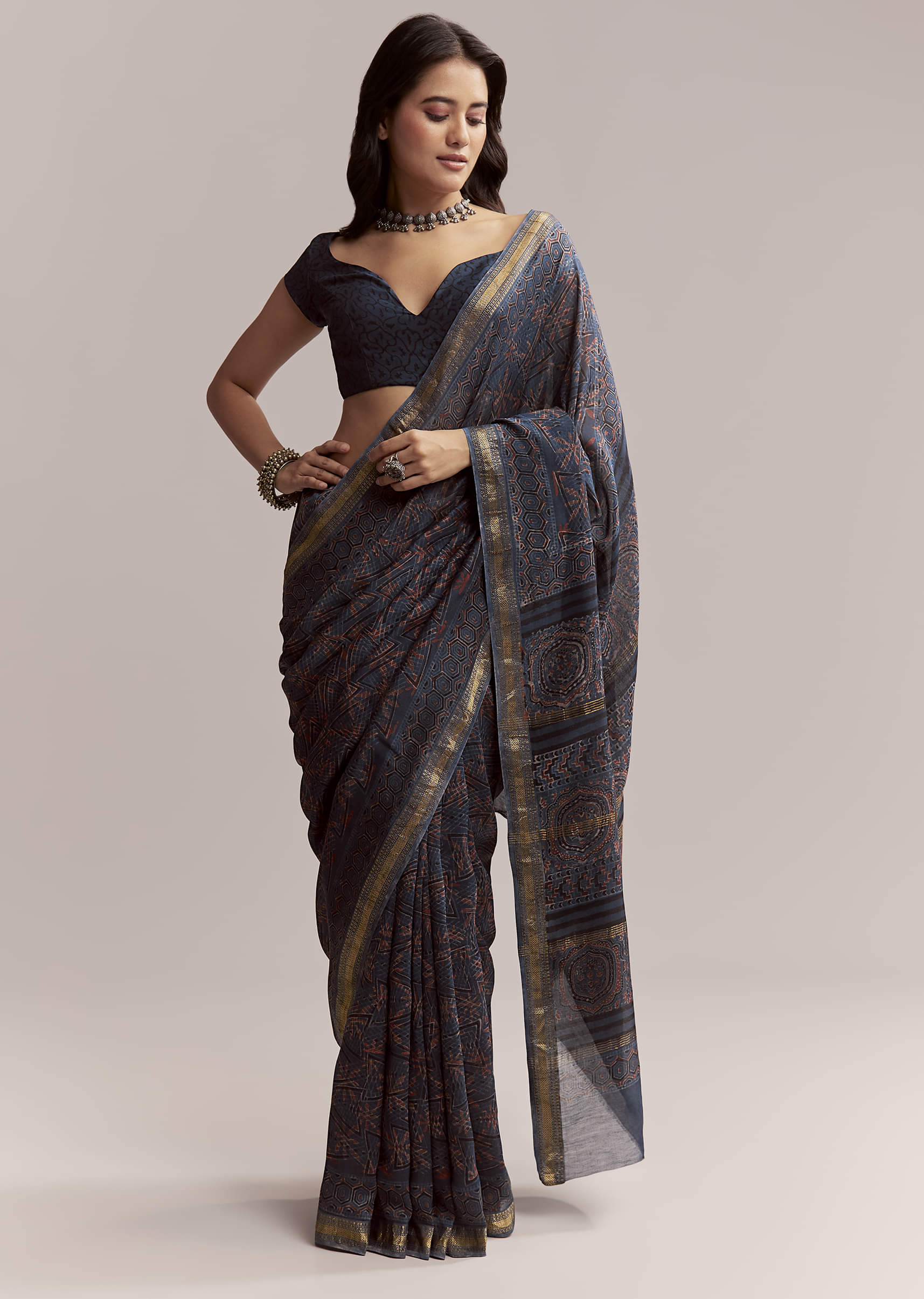ink-blue-linen-printed-saree-with-hand-block-ajrakh-leaf-print-sg311992-3.jpg