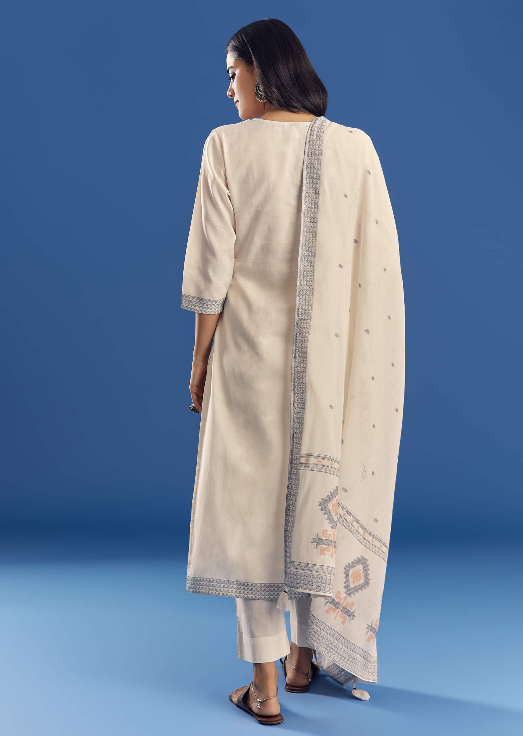 ivory-mul-cotton-kurta-set-with-thread-weaving-and-dupatta-sg315458-5_c0b4ae4c-3ff9-4080-b9ef-ef8b3643ece2.jpg