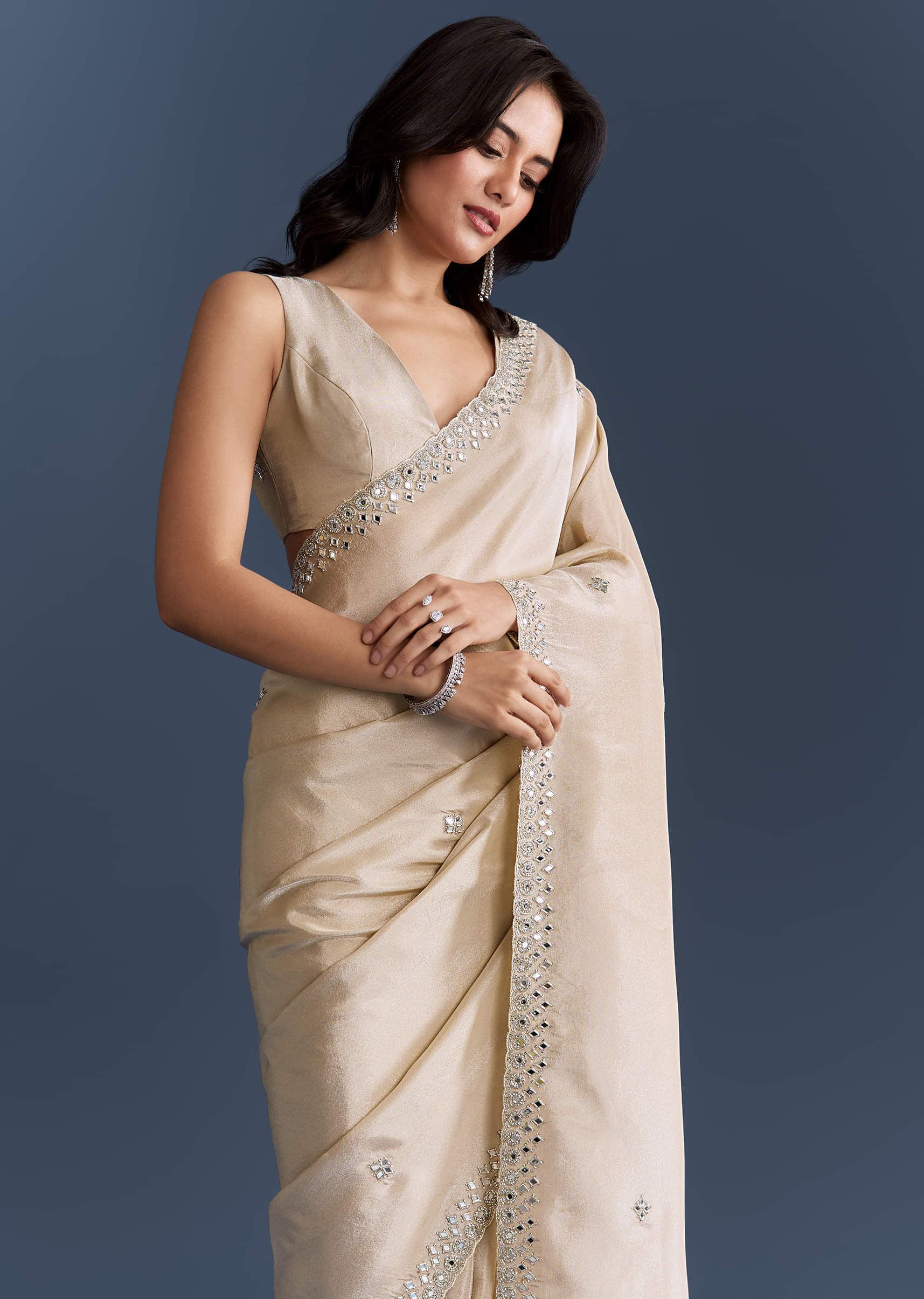 ivory-tissue-saree-with-heavy-hand-embroidery-sg338804-5.jpg