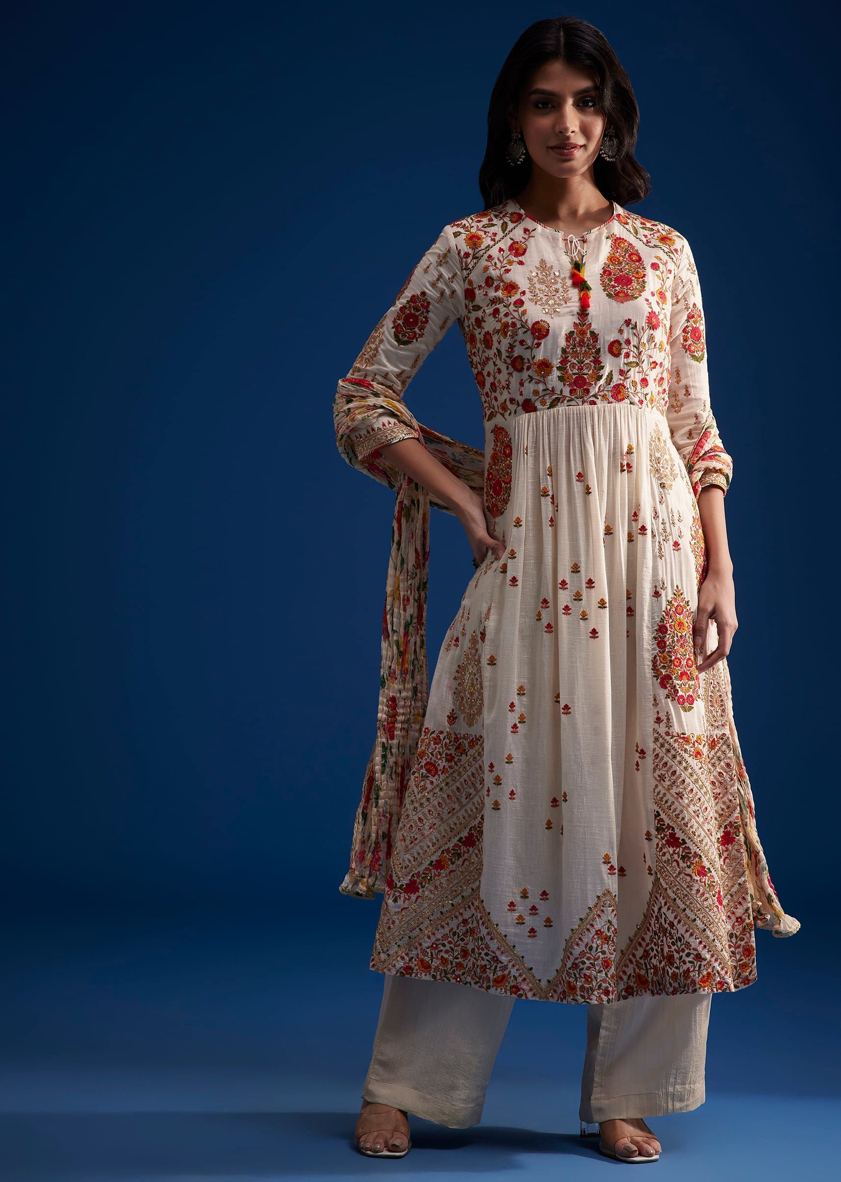 ivory_linen_kurta_set_with_floral_resham_work-sg291931_10_26723686-8e40-421c-9635-7be5bce6c953.jpg
